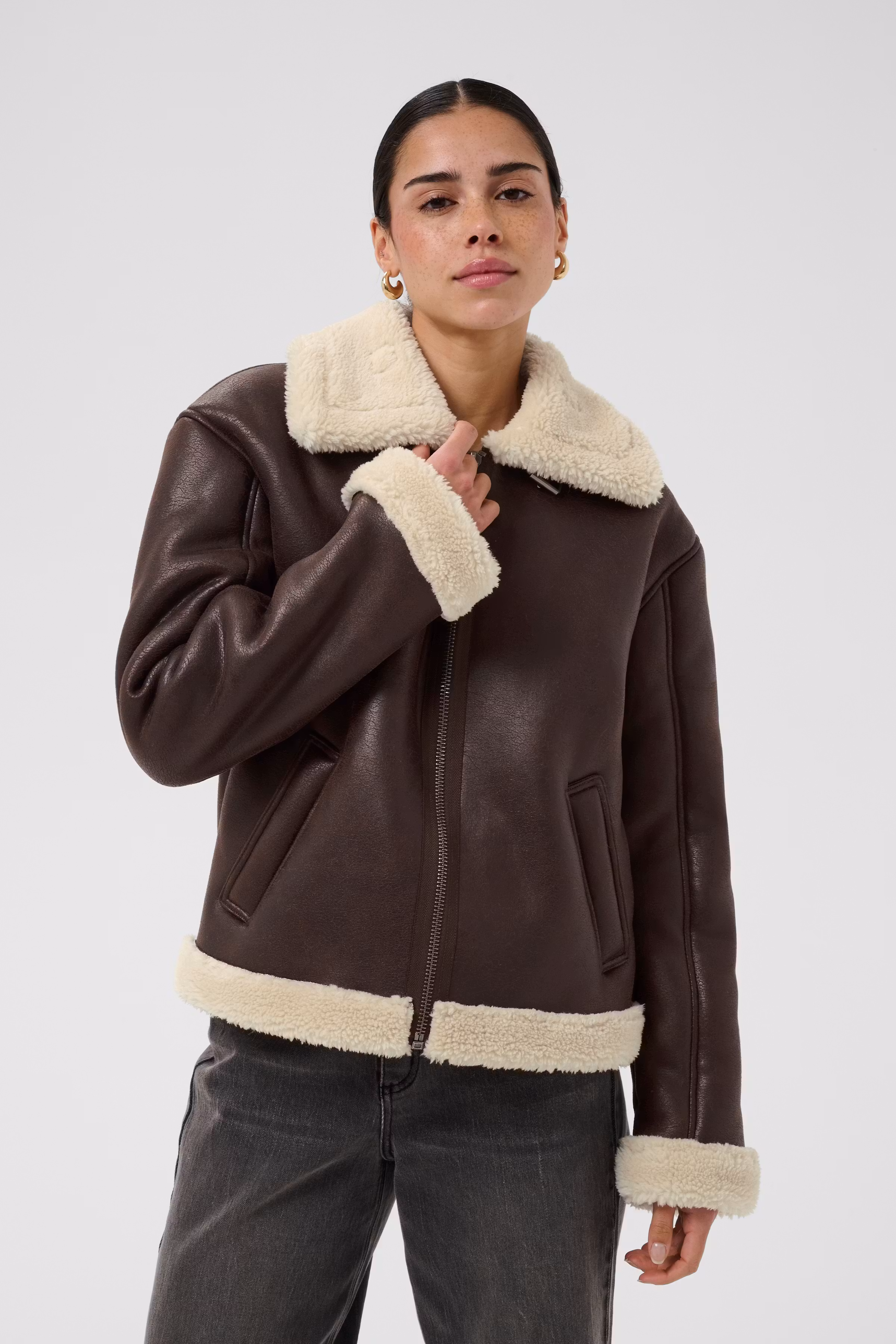 KAarabella Ytterplagg LOOKBOOK FRONT 10511898-190915
