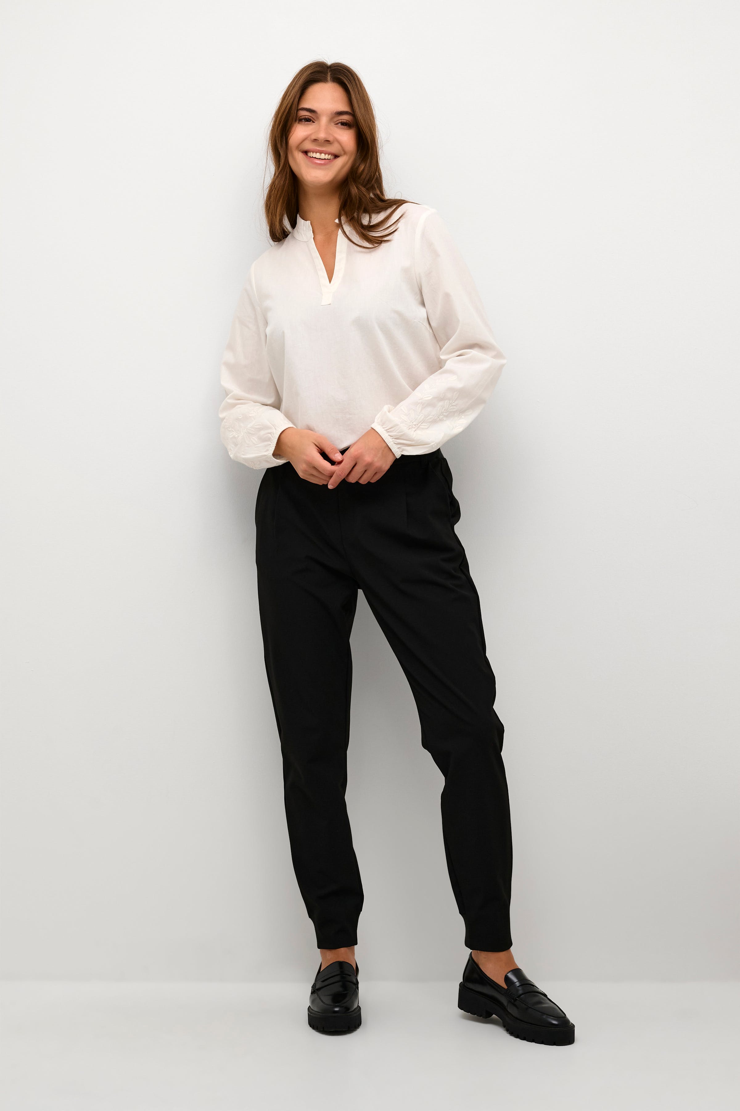 BPsabina Trousers LOOKBOOK FRONT 10590408-100121B