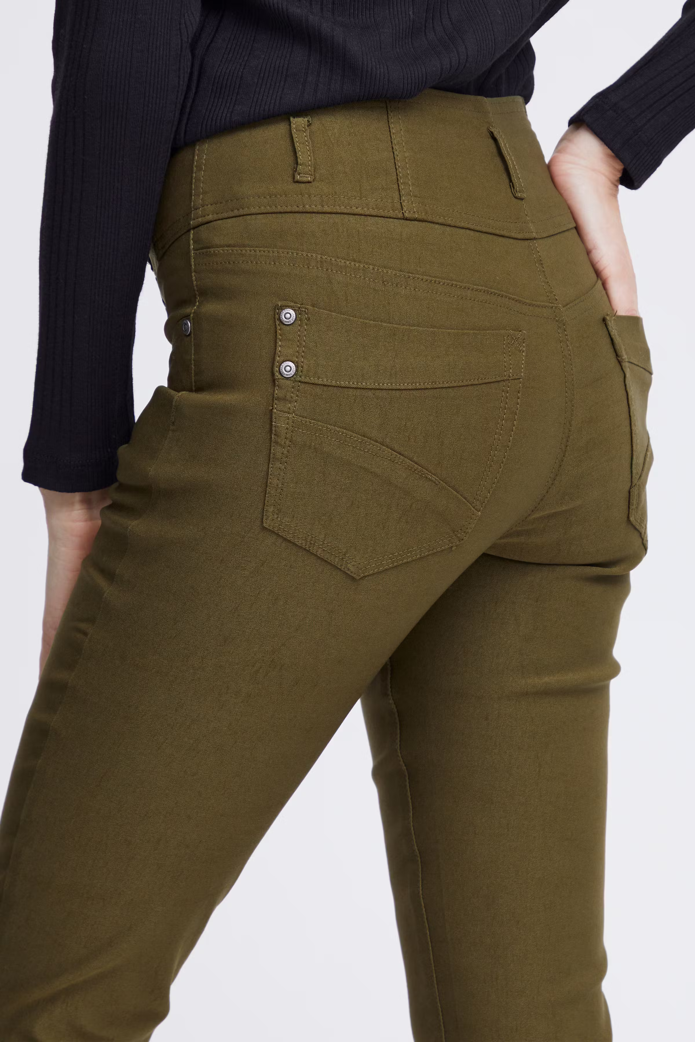 FRZALIN Broek LOOKBOOK DETAIL 601749-190516