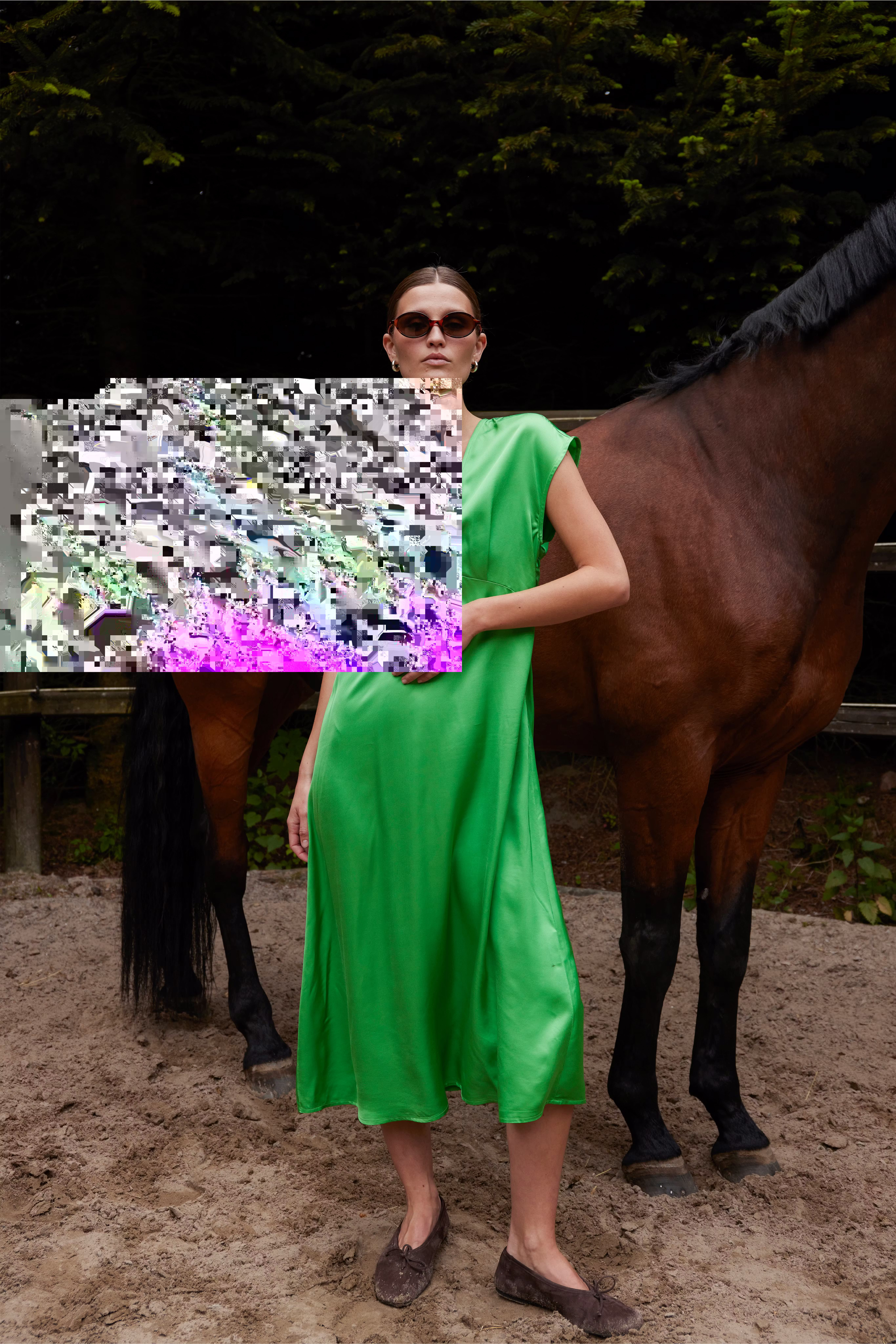 SLClero Klänning LOCATION NONE 30409241-166339