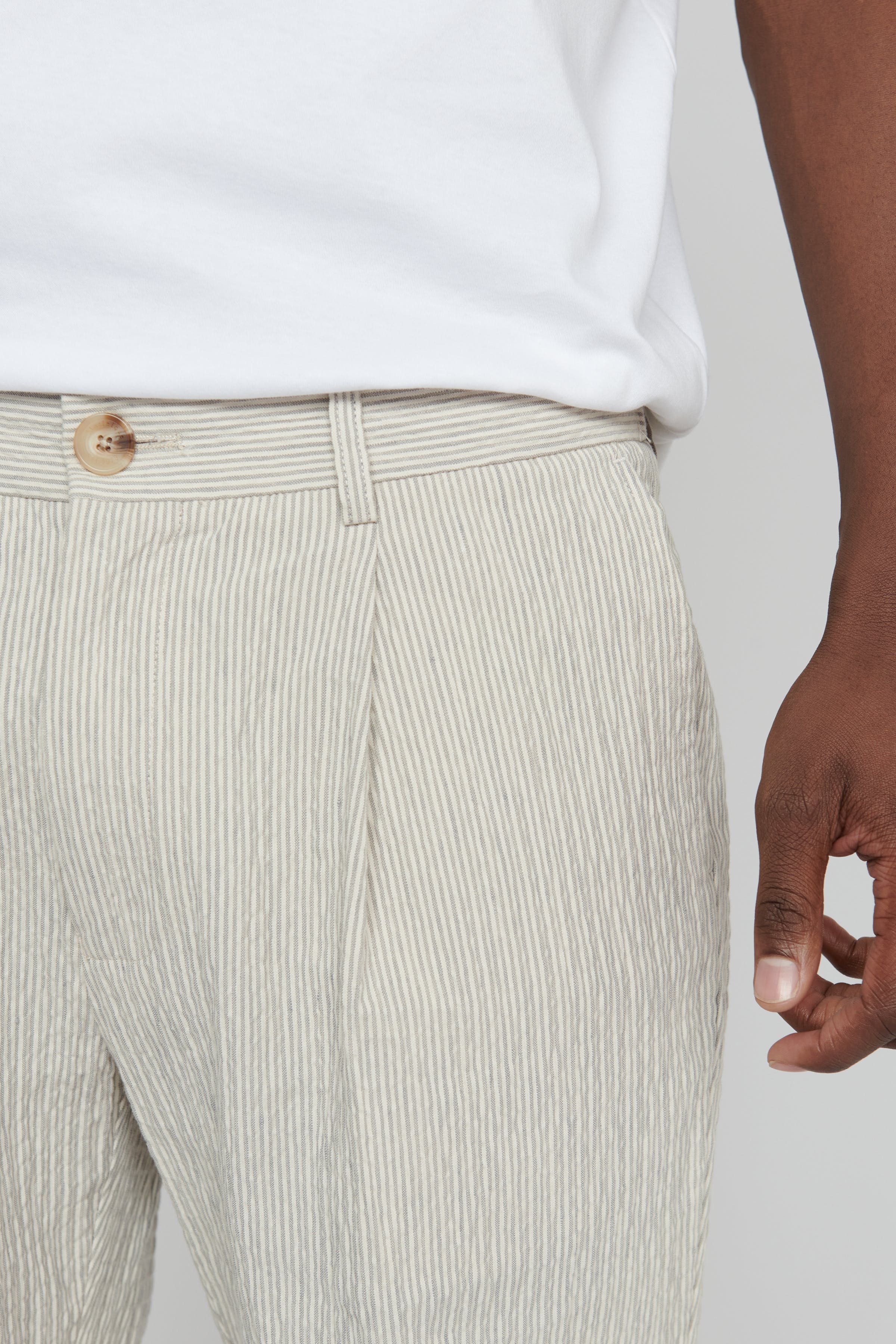 MAhart Hose LOOKBOOK DETAIL 30207358-170619