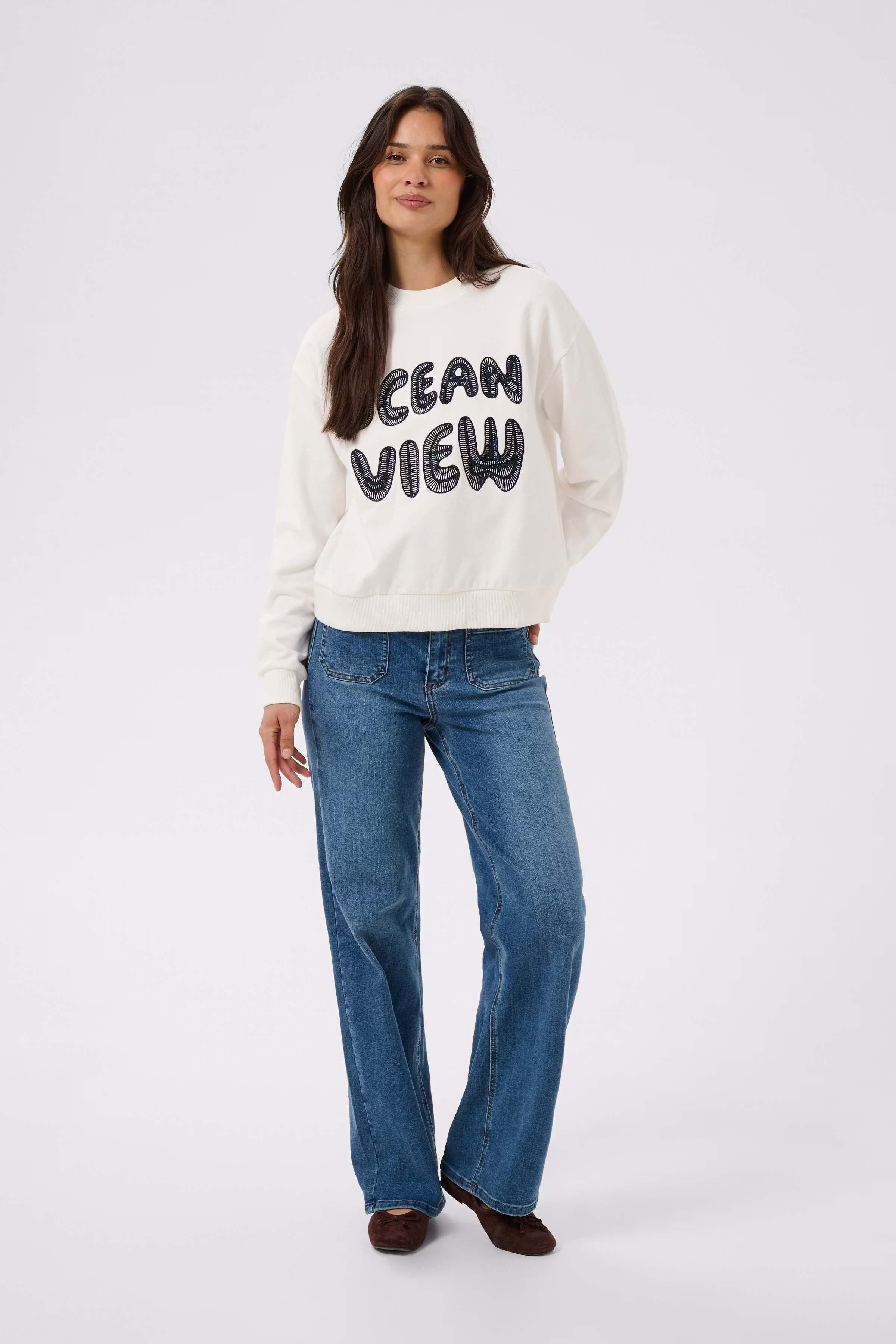 KAlili Sweatshirt LOOKBOOK FRONT 10511712-110602