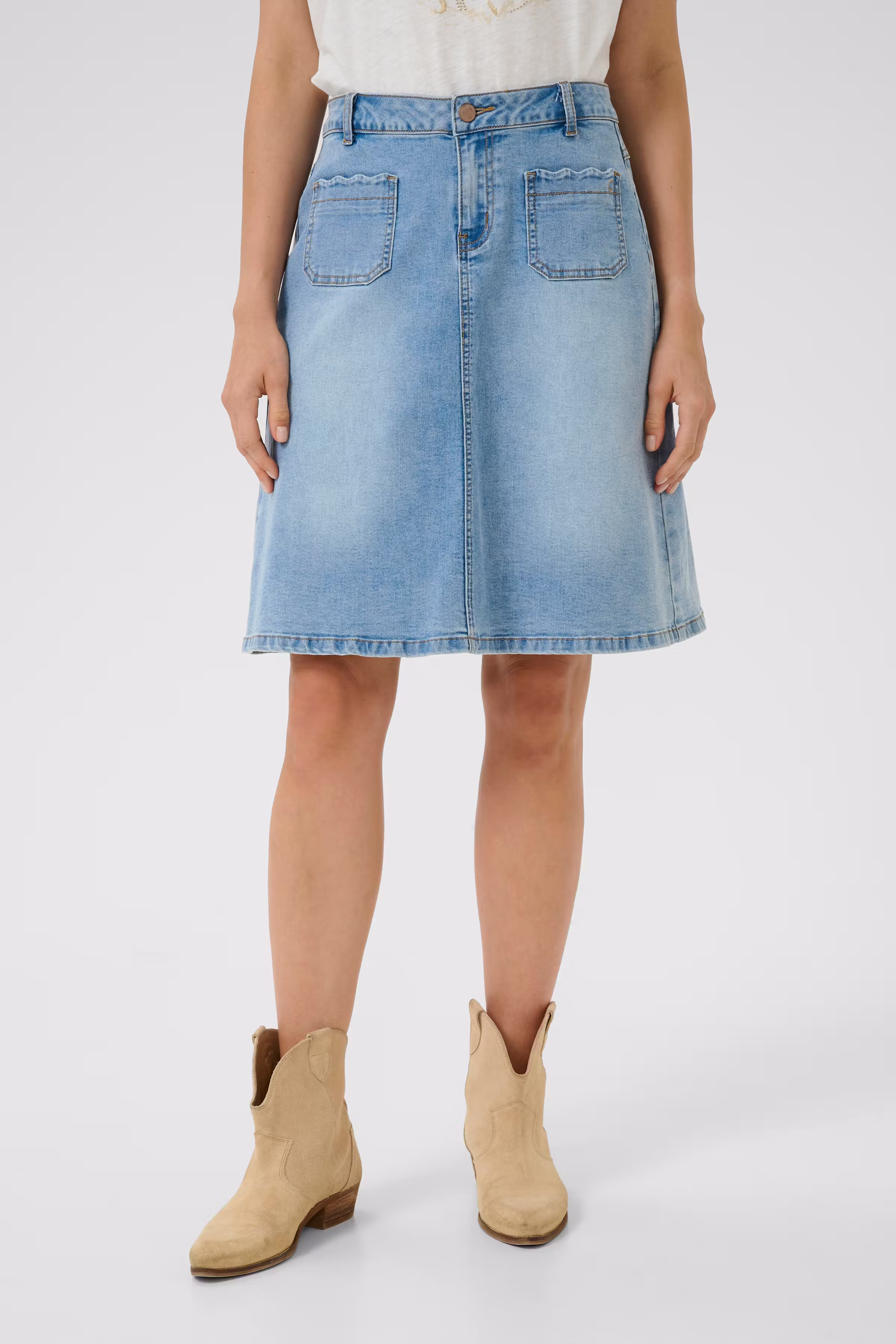 CRJuliette Rock LOOKBOOK FRONT 10613382-107204