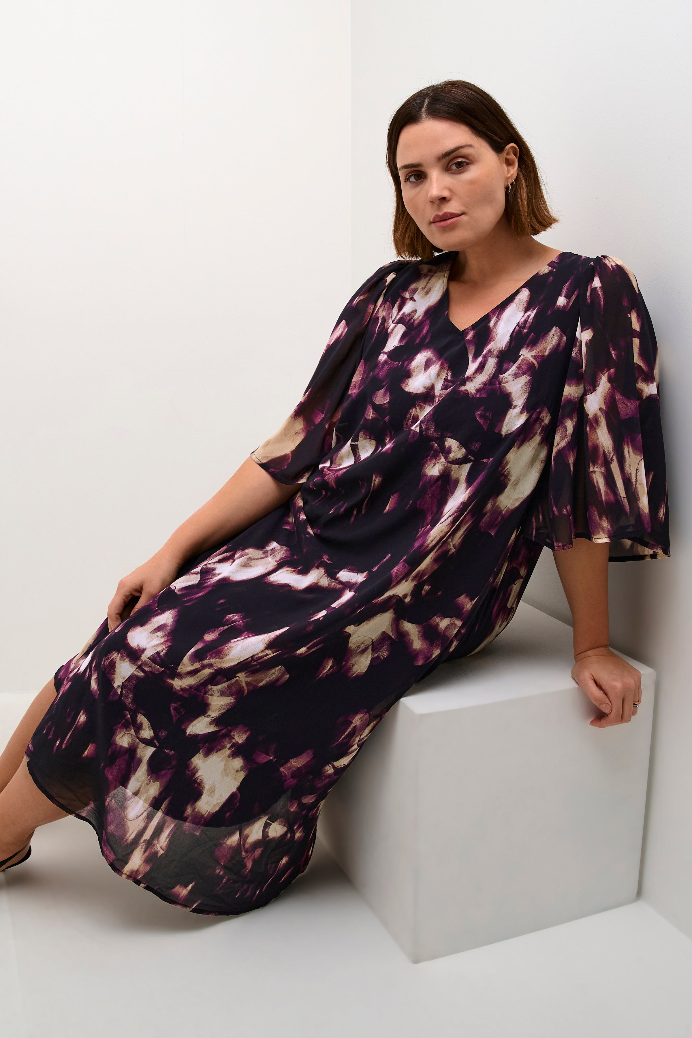 KCnour Kleid LOOKBOOK DETAIL 10582701-106600