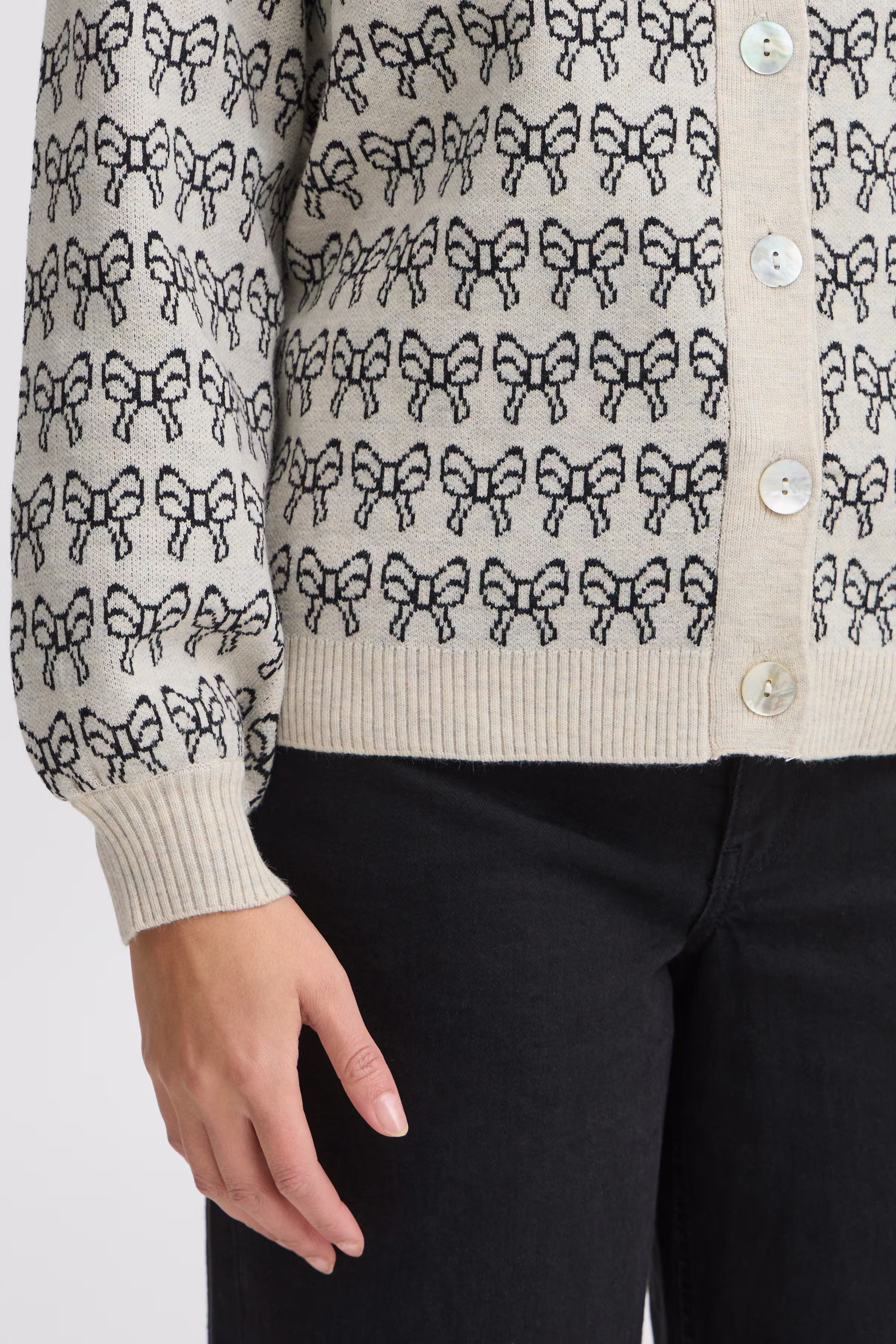 IHBRIELLE Knitted cardigan LOOKBOOK DETAIL 20122600-204262