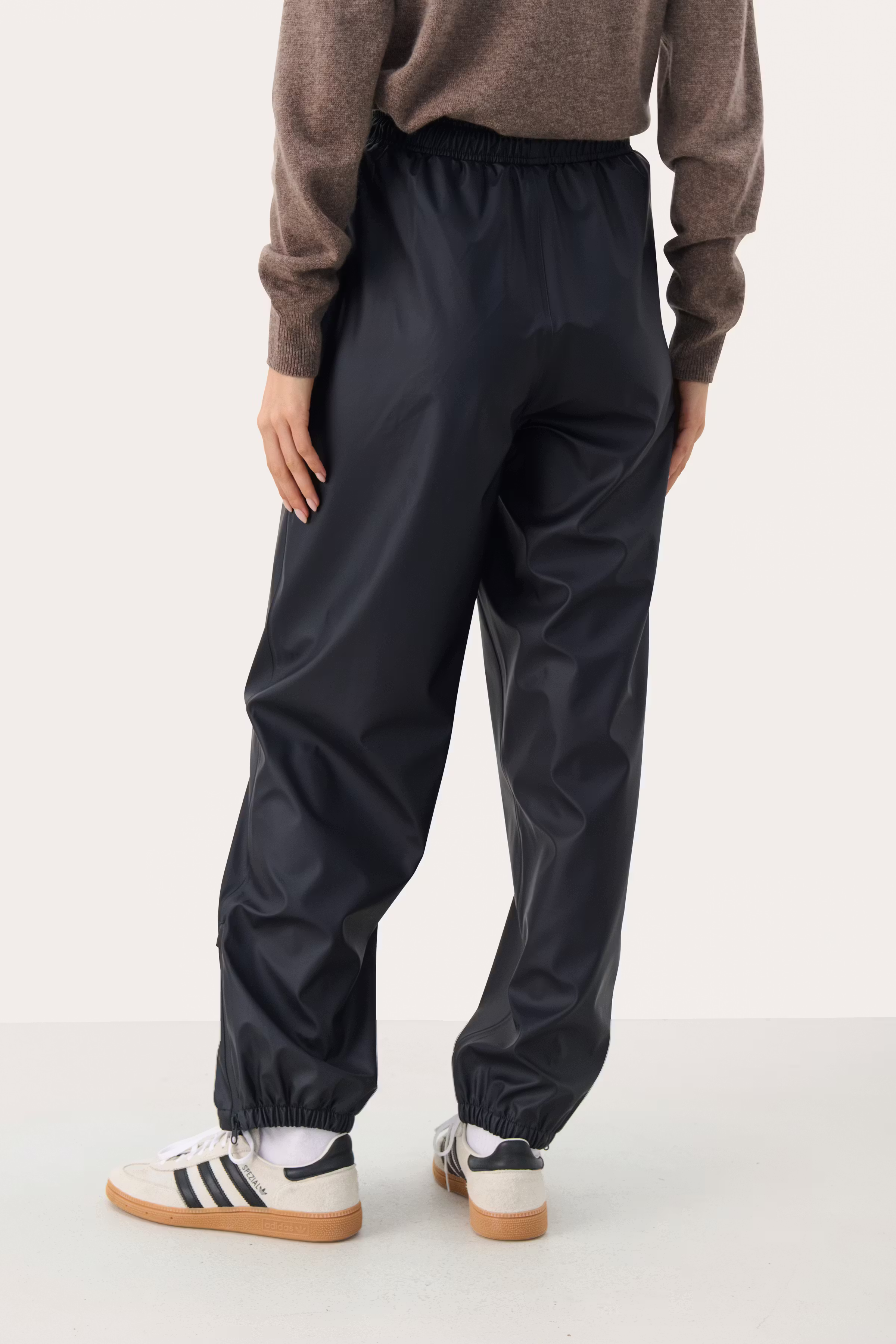 NicolettaPW Rain Pants LOOKBOOK BACK 30309200-194013