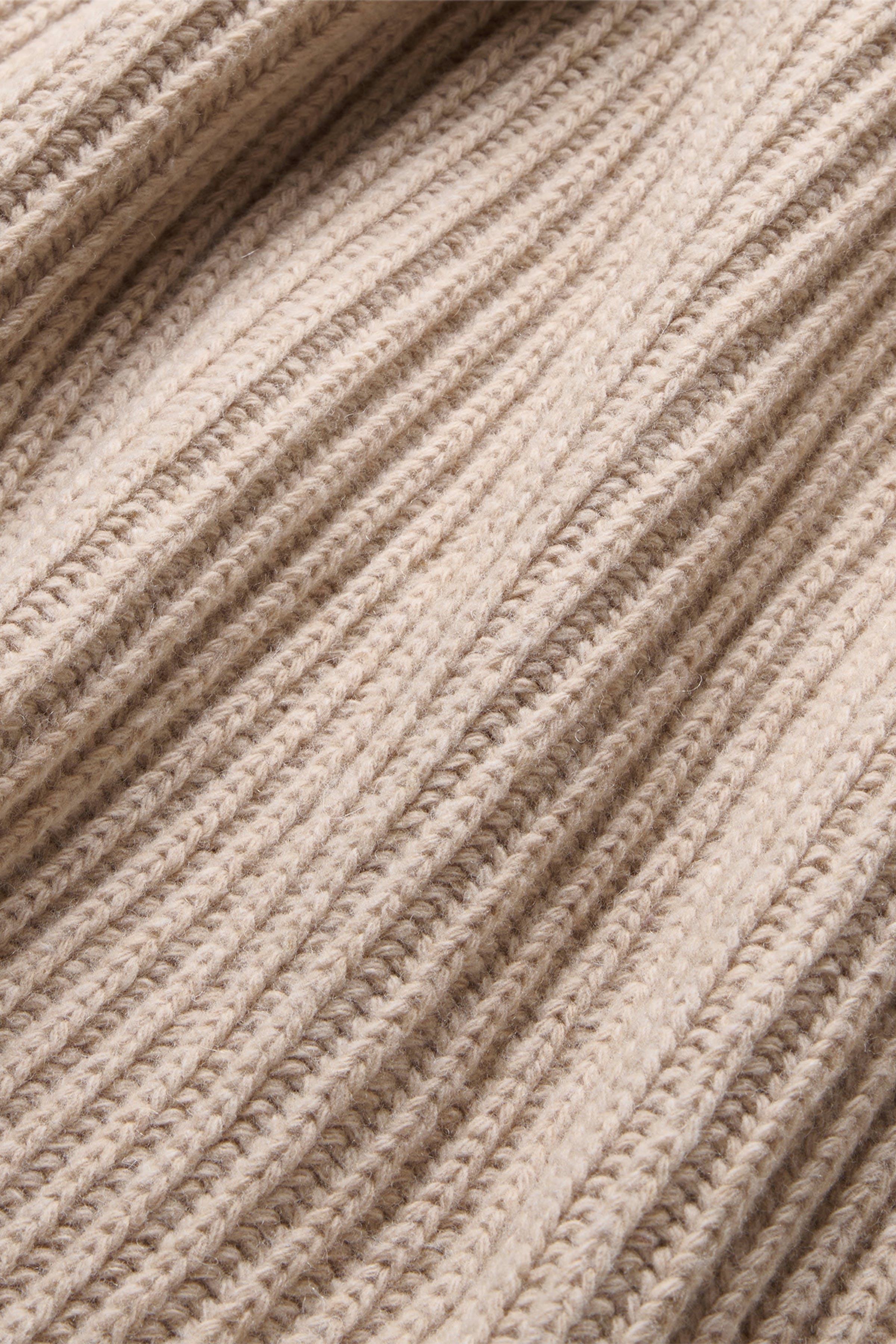 AMBER BEANIE PACK DETAIL 30600716-BE401