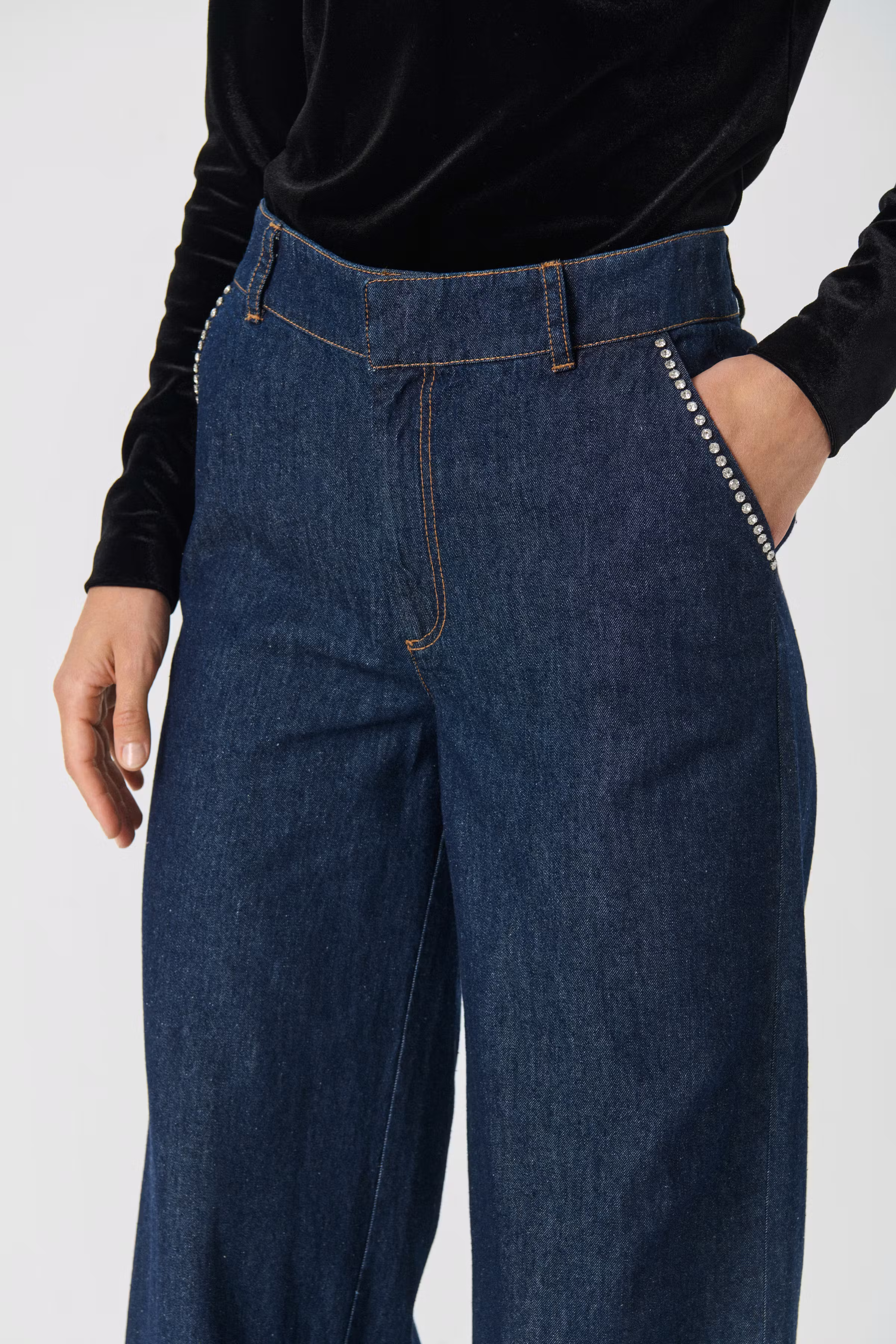 UrsulaPW Jeans LOOKBOOK DETAIL 30310130-300159