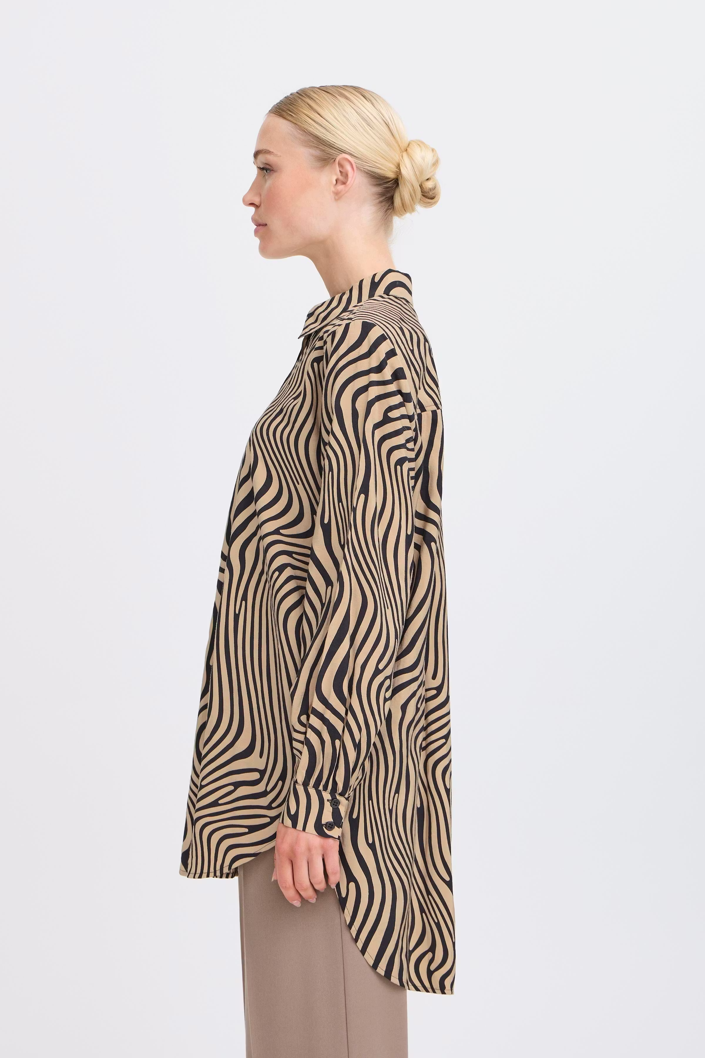 BYHELVIG Skjorte LOOKBOOK DETAIL 20817037-204960