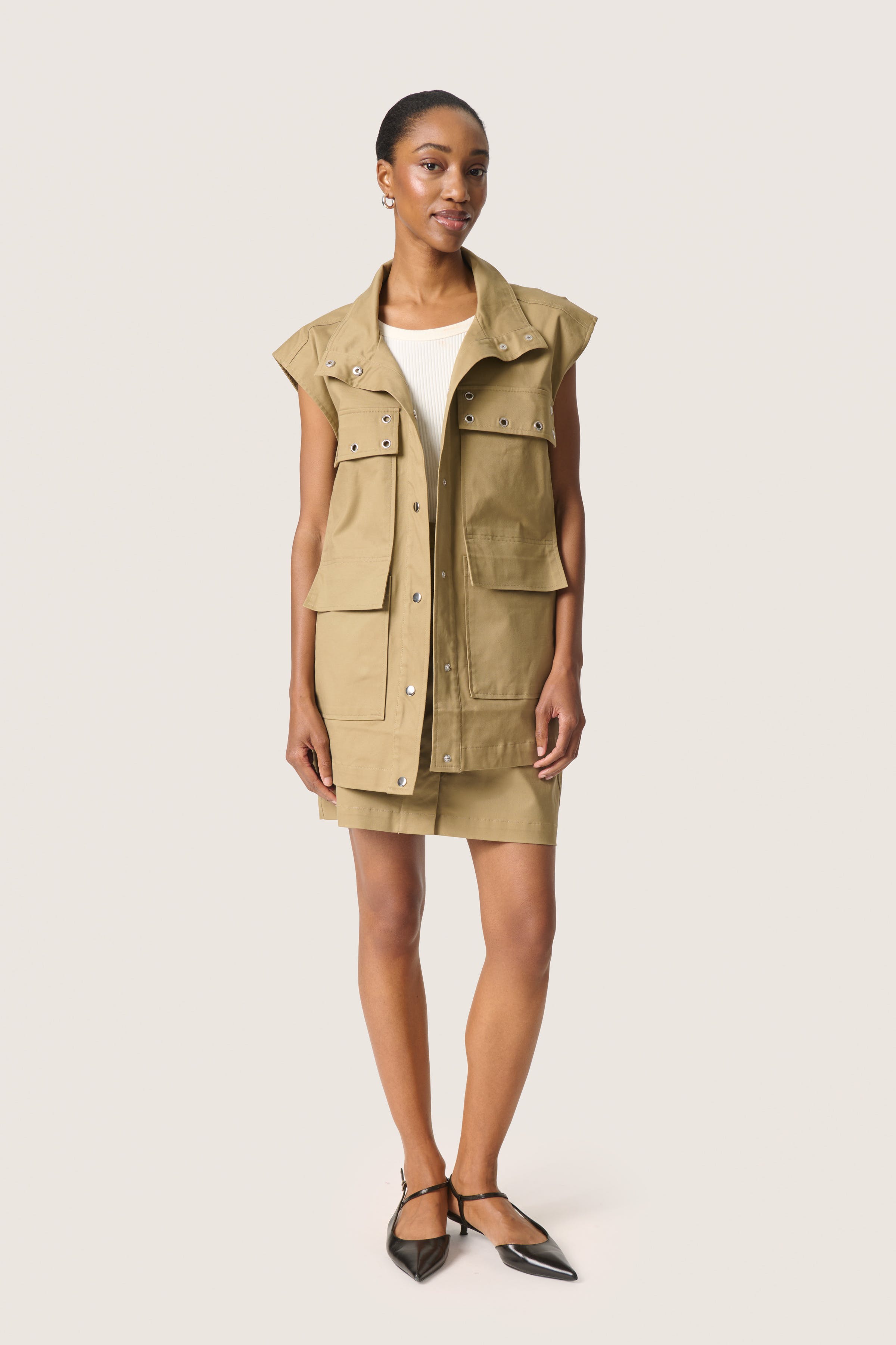 SLZandria Waistcoat LOOKBOOK FRONT 30408110-171019