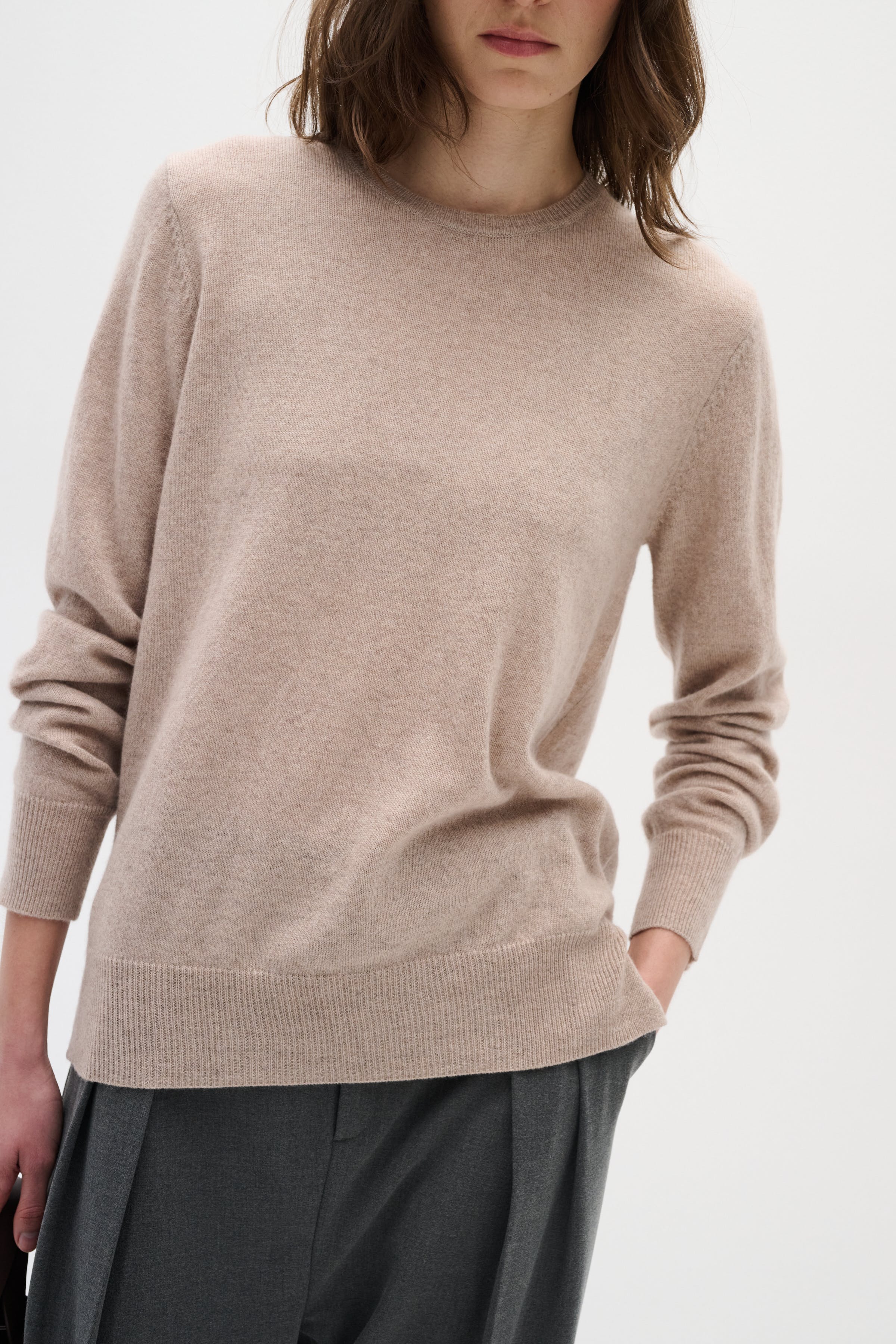 LukkaIW Crew-neck Kaschmir Pullover LOOKBOOK DETAIL 30107629-10110