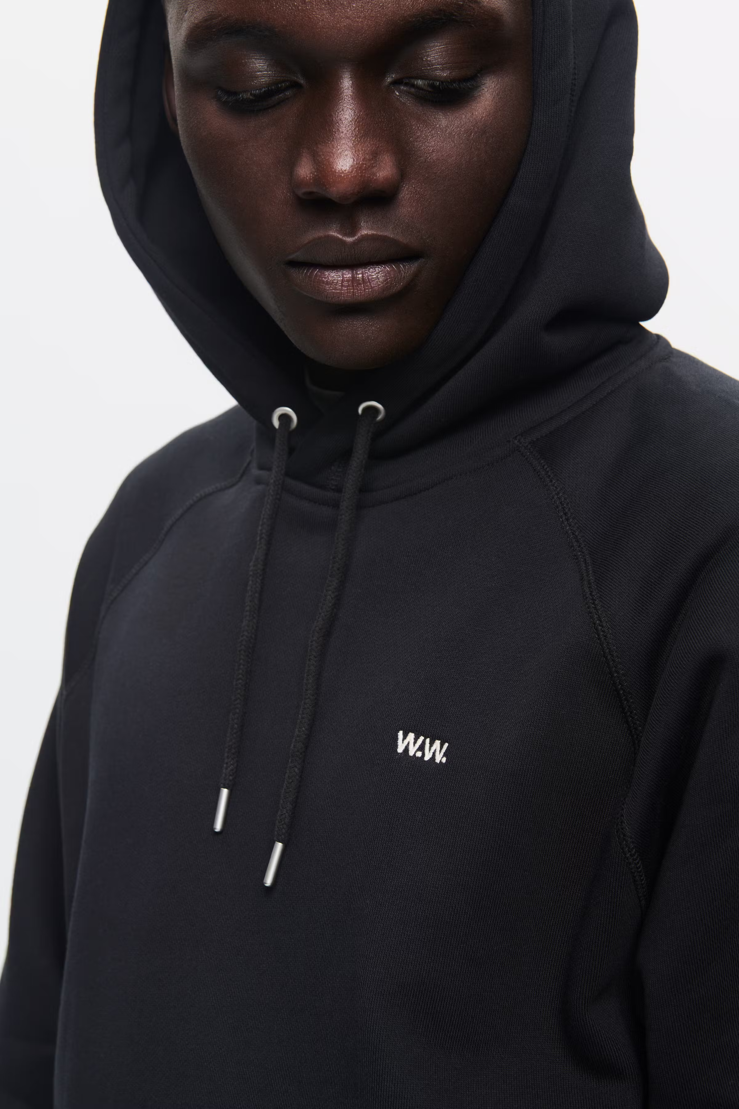 WWEssential Fred Sweatshirt LOOKBOOK DETAIL 30250243-W9999