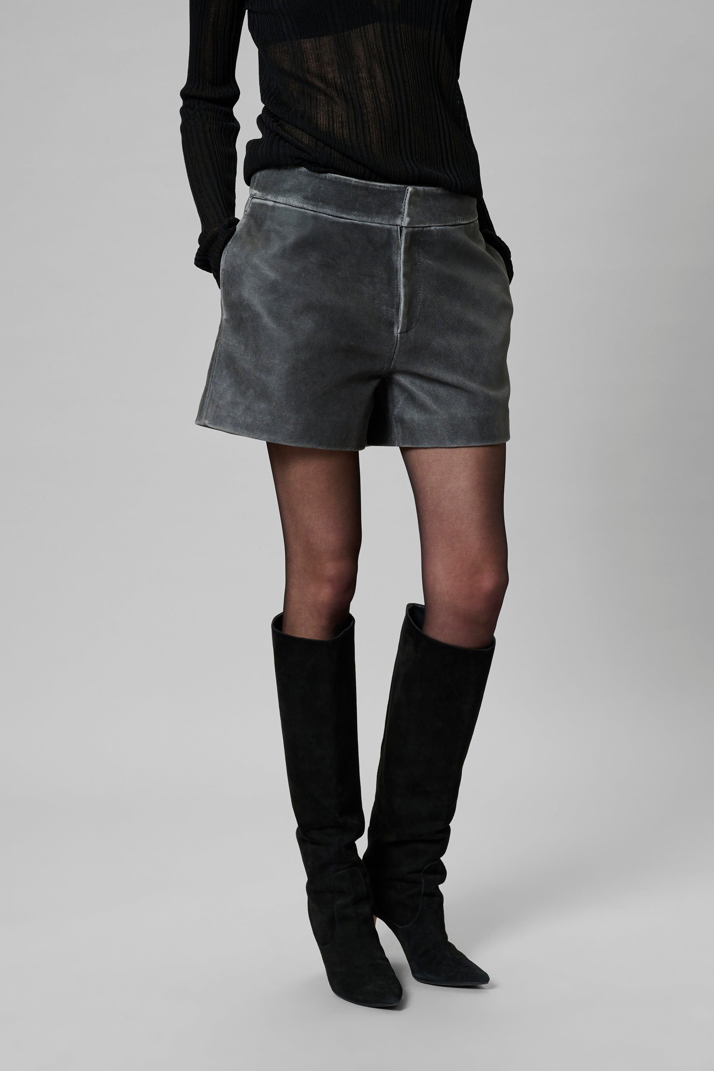 MWBibi Shorts LOOKBOOK FRONT 10705391-100081