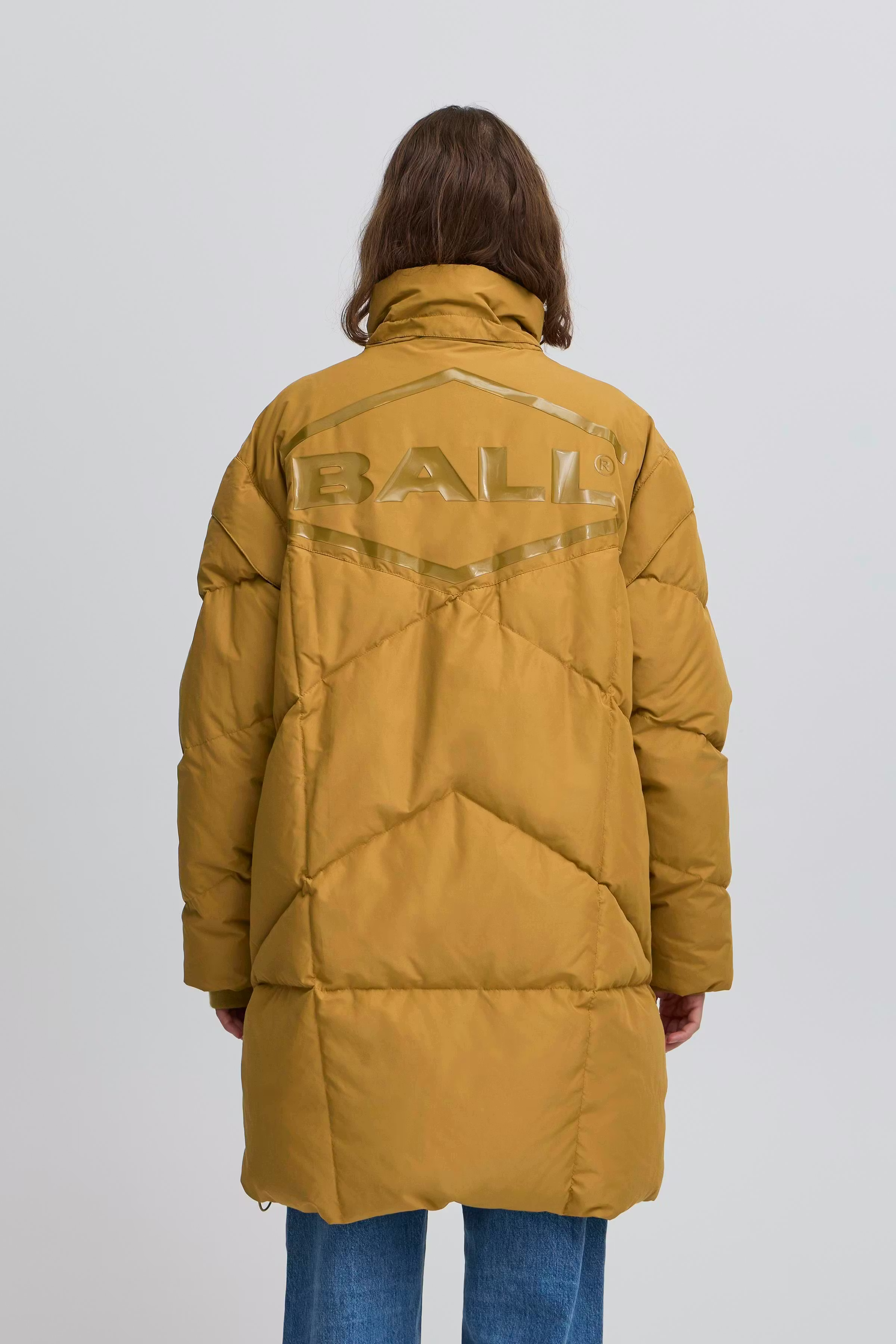 BACIAVATTA Outerwear LOOKBOOK BACK 50405053-180939