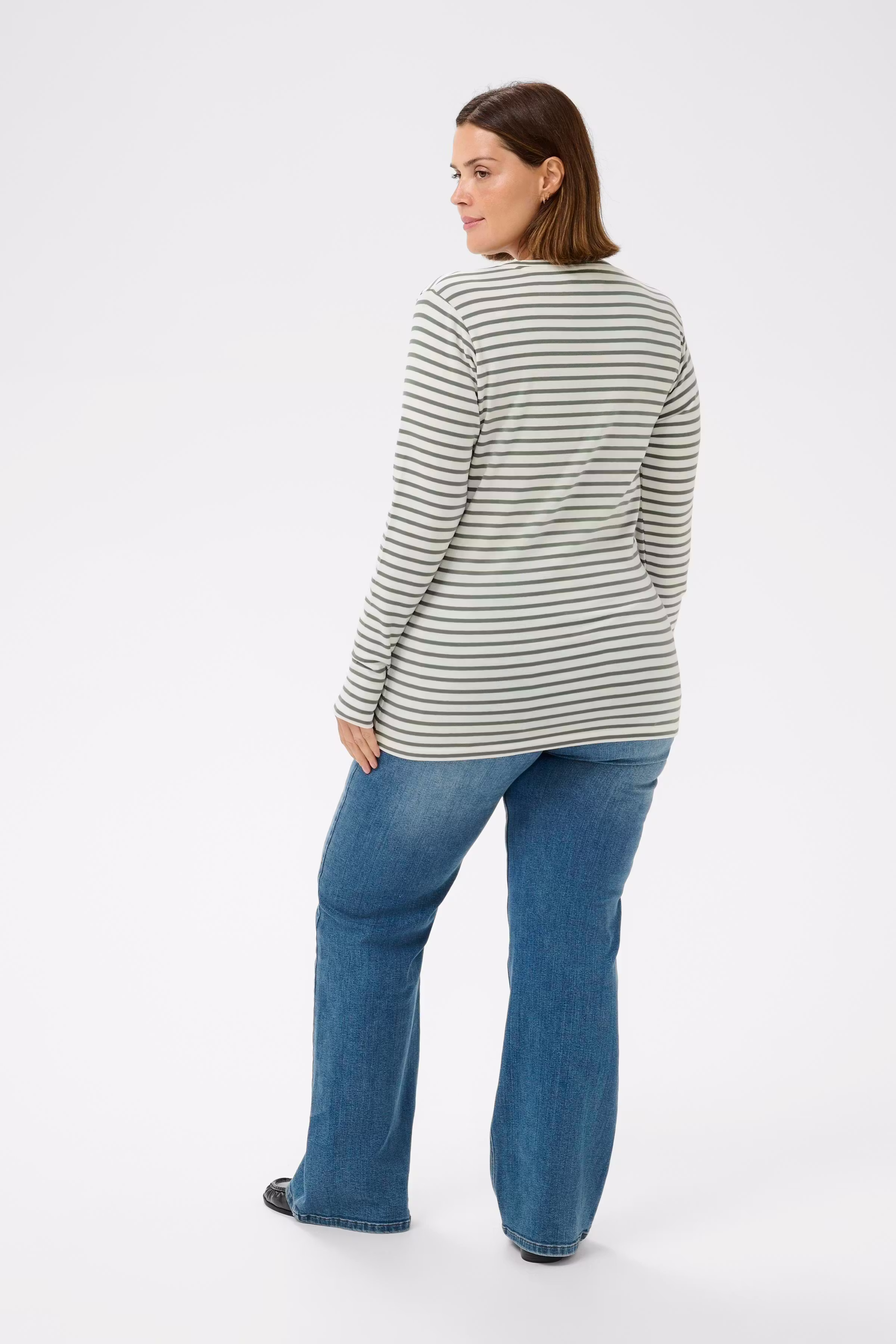 KClia Striped Blouse LOOKBOOK BACK 10580179-108941