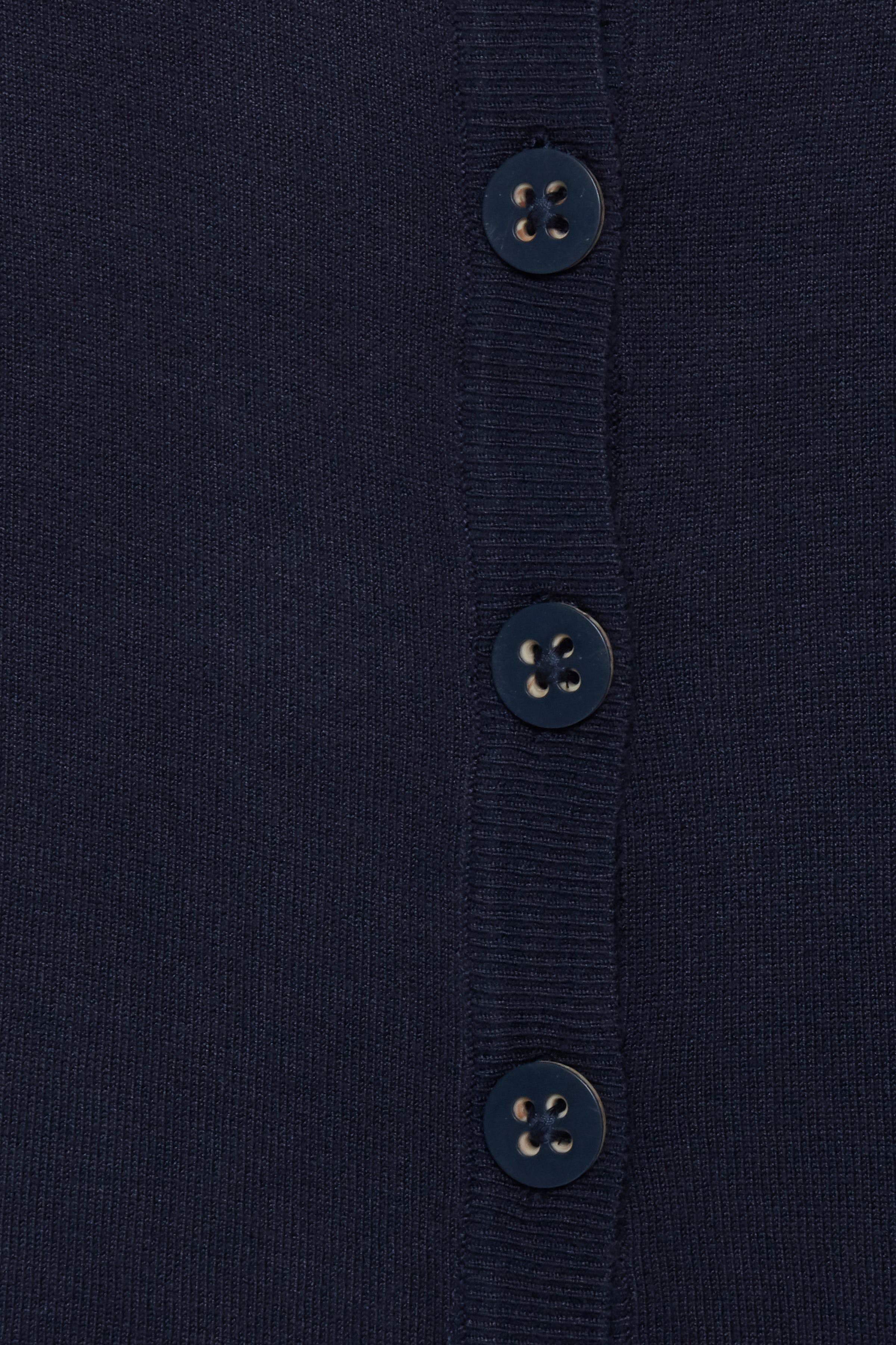 ZUVICFR STRICKJACKE PACK DETAIL 20600437-60468