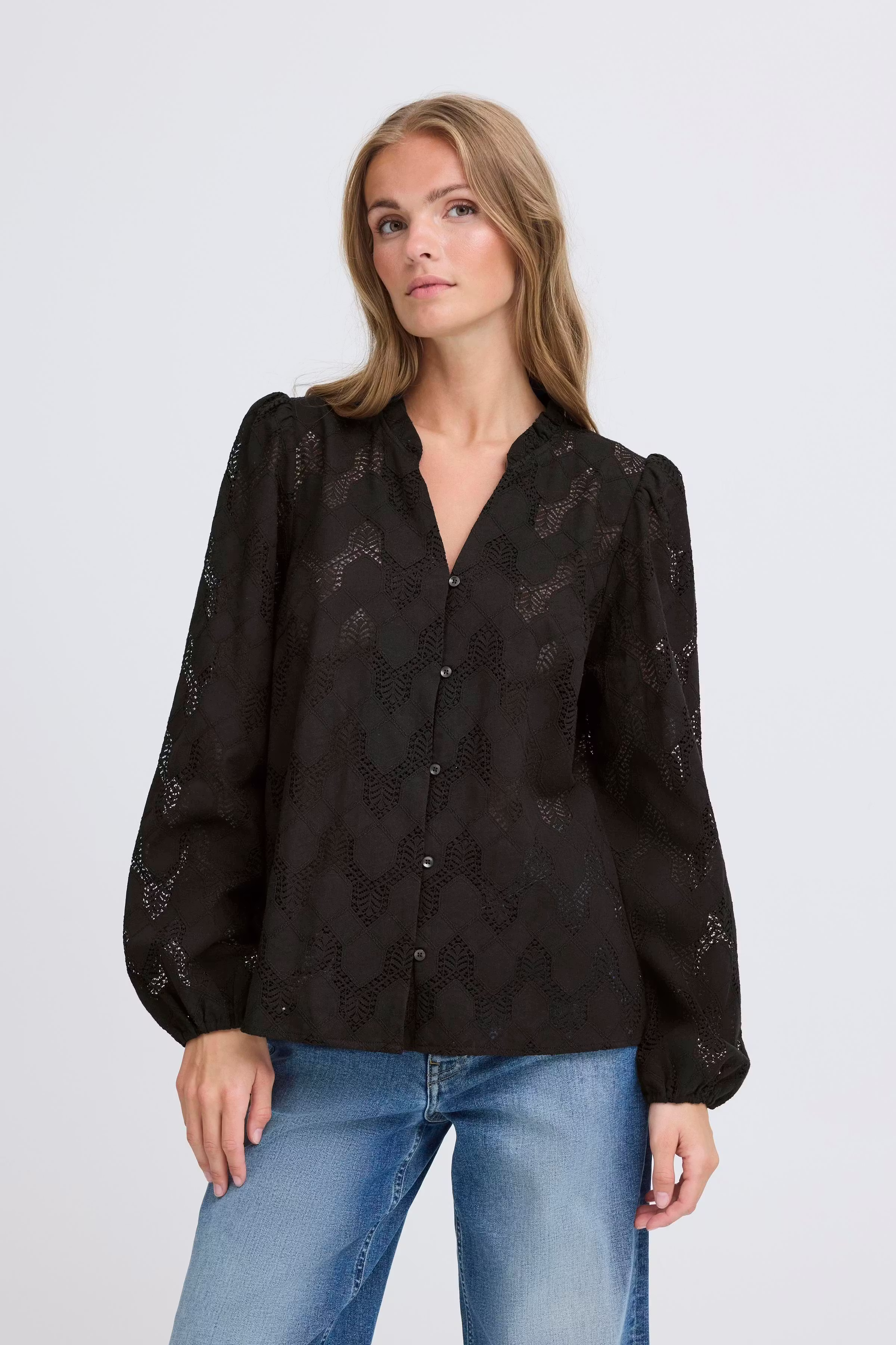 IHJUNELA Skjorte LOOKBOOK FRONT 20124459-194008