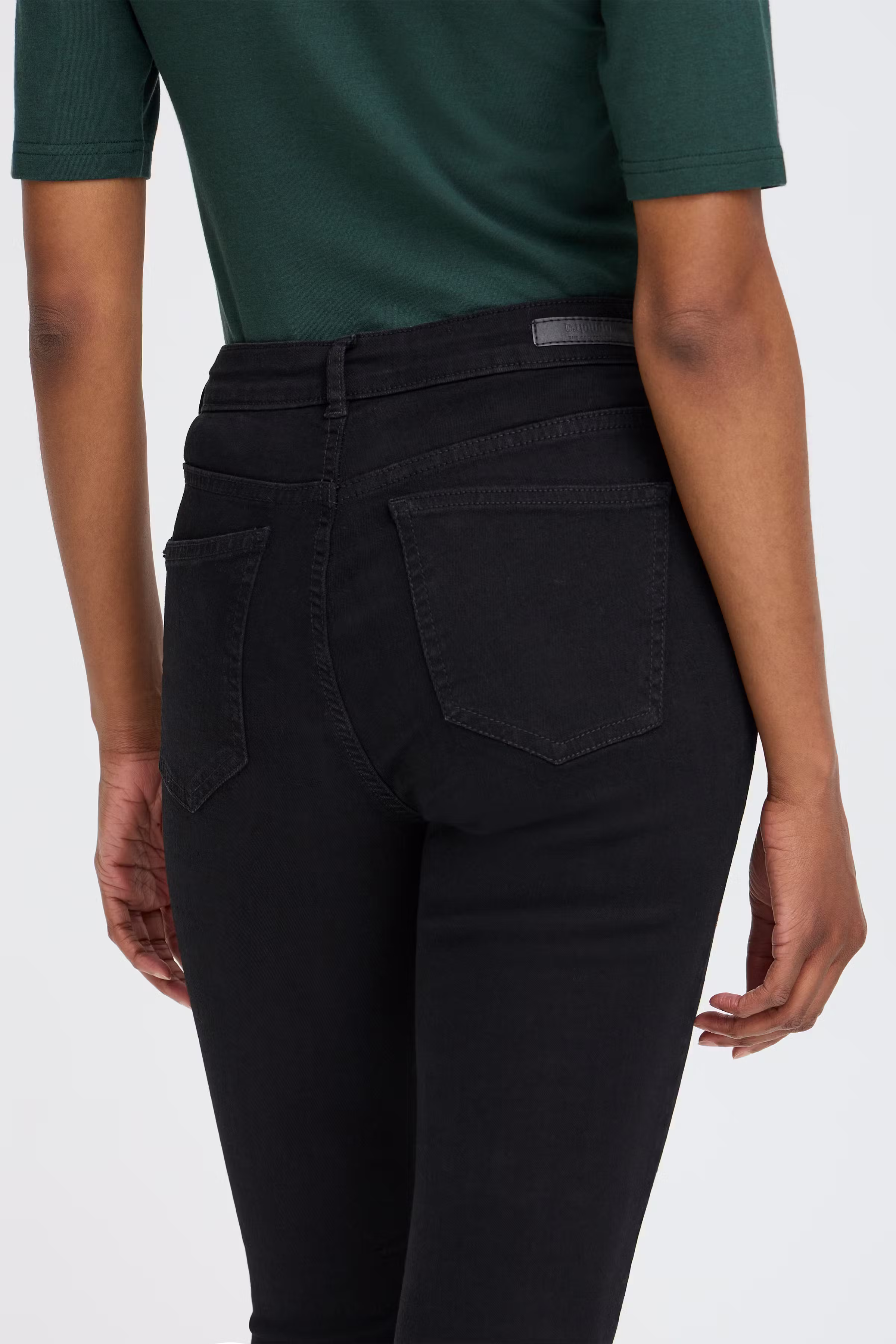 BYLOLA Jeans LOOKBOOK DETAIL 20807439-80001