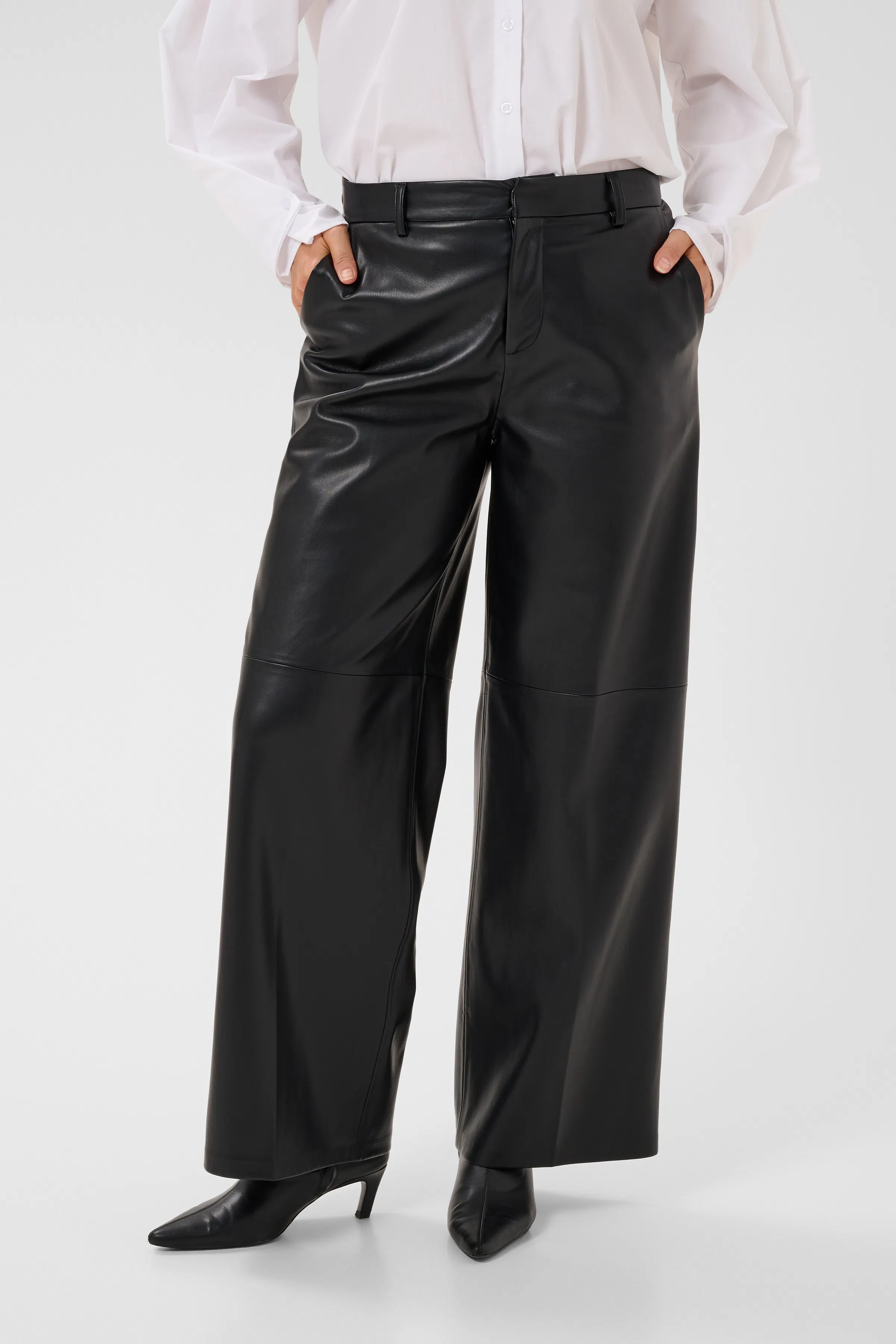 KAlorina Bukser LOOKBOOK FRONT 10512402-100121
