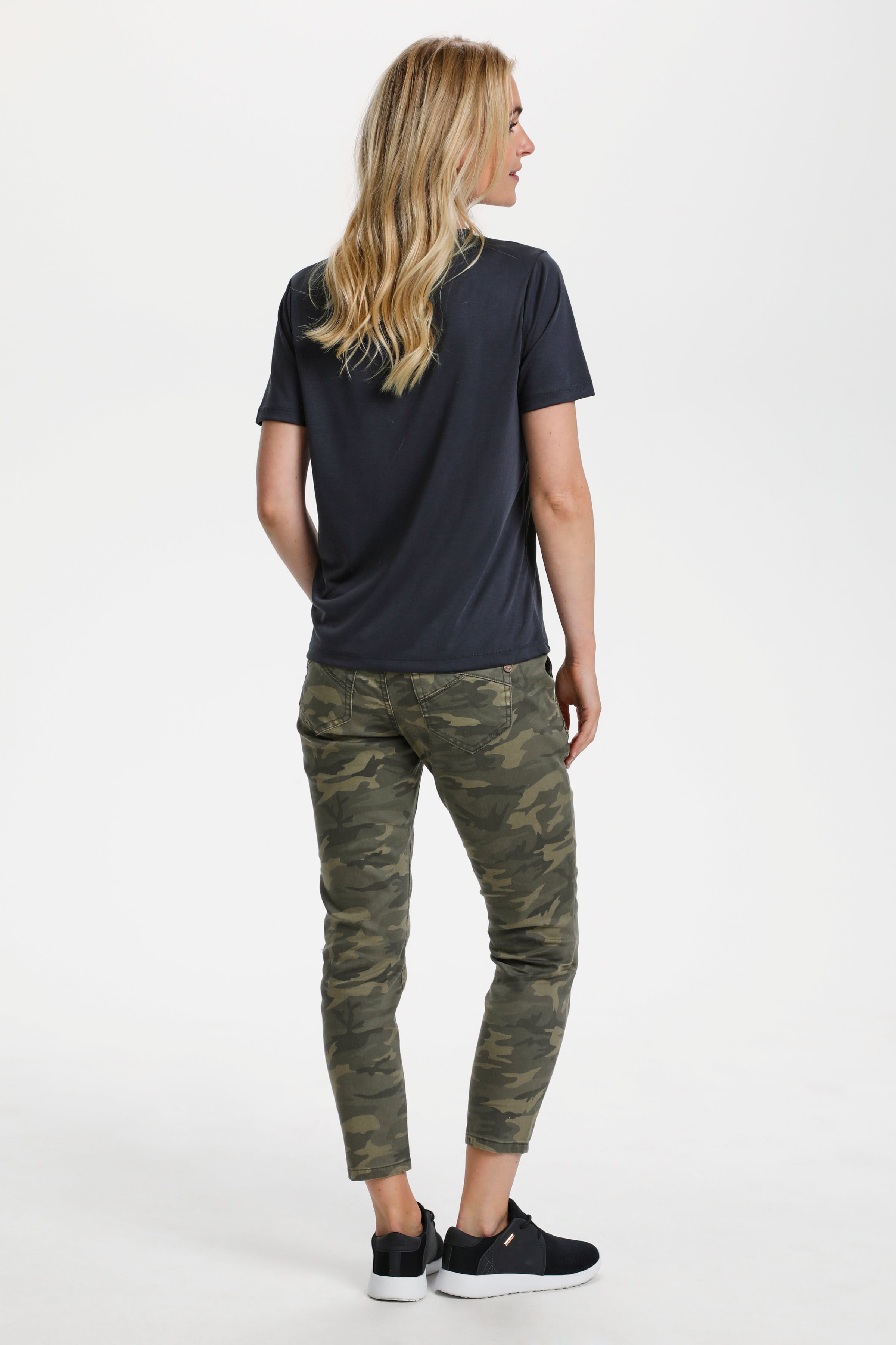 CRModala T-shirt LOOKBOOK BACK 10608411-194010