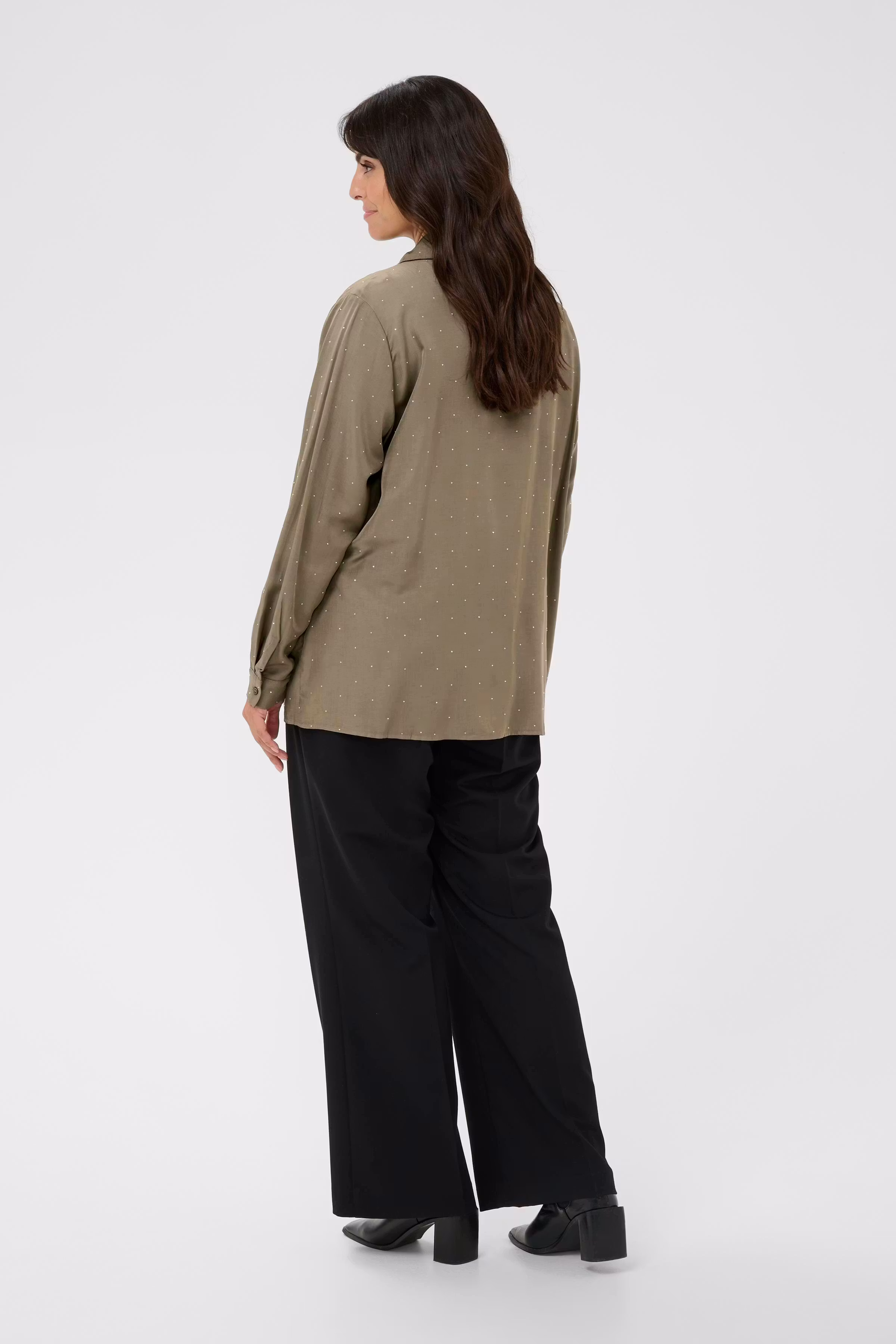 KCada Shirt LOOKBOOK BACK 10583846-190808