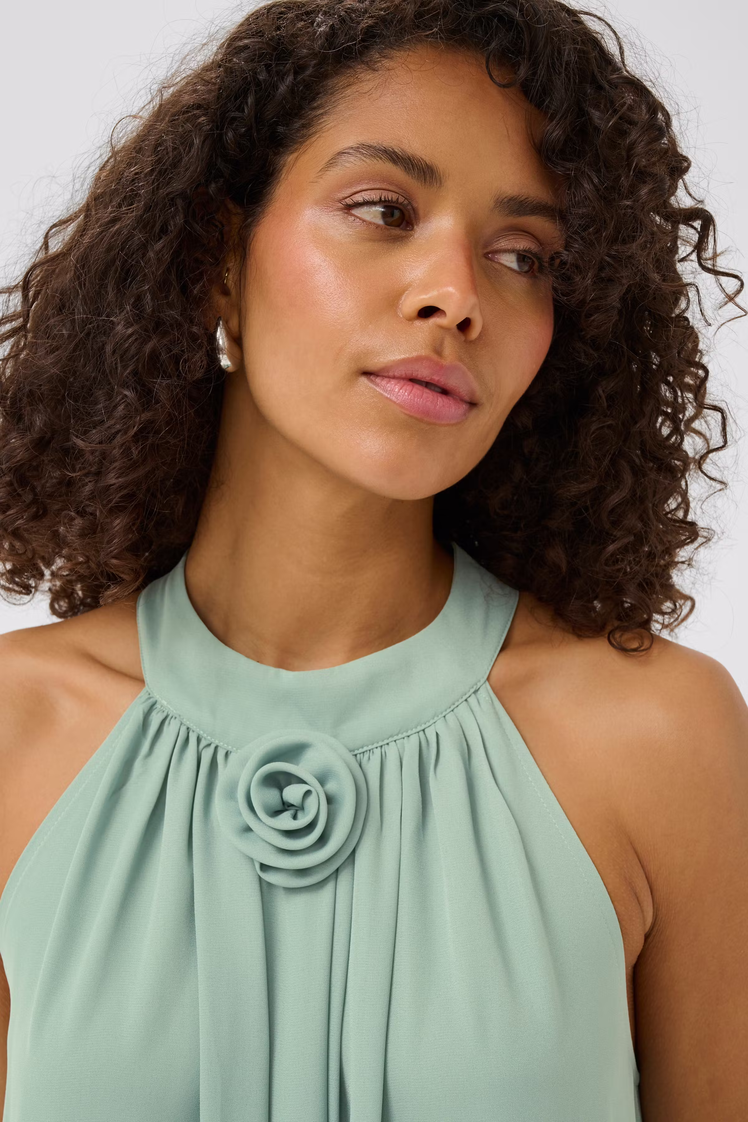 KAlorinda Kjole LOOKBOOK DETAIL 10512172-109880