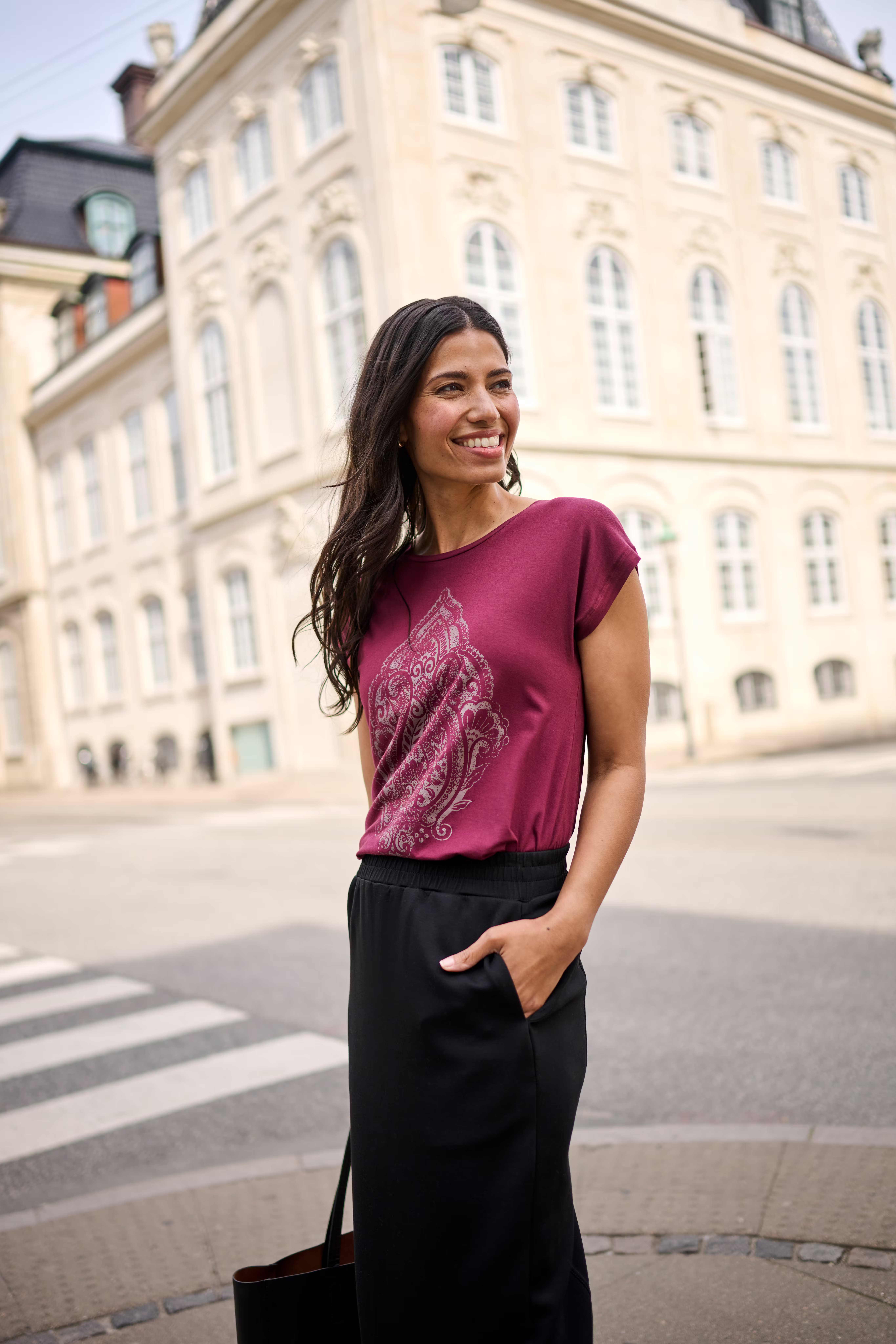 BPzally T-shirt LOCATION NONE 40200072-191528