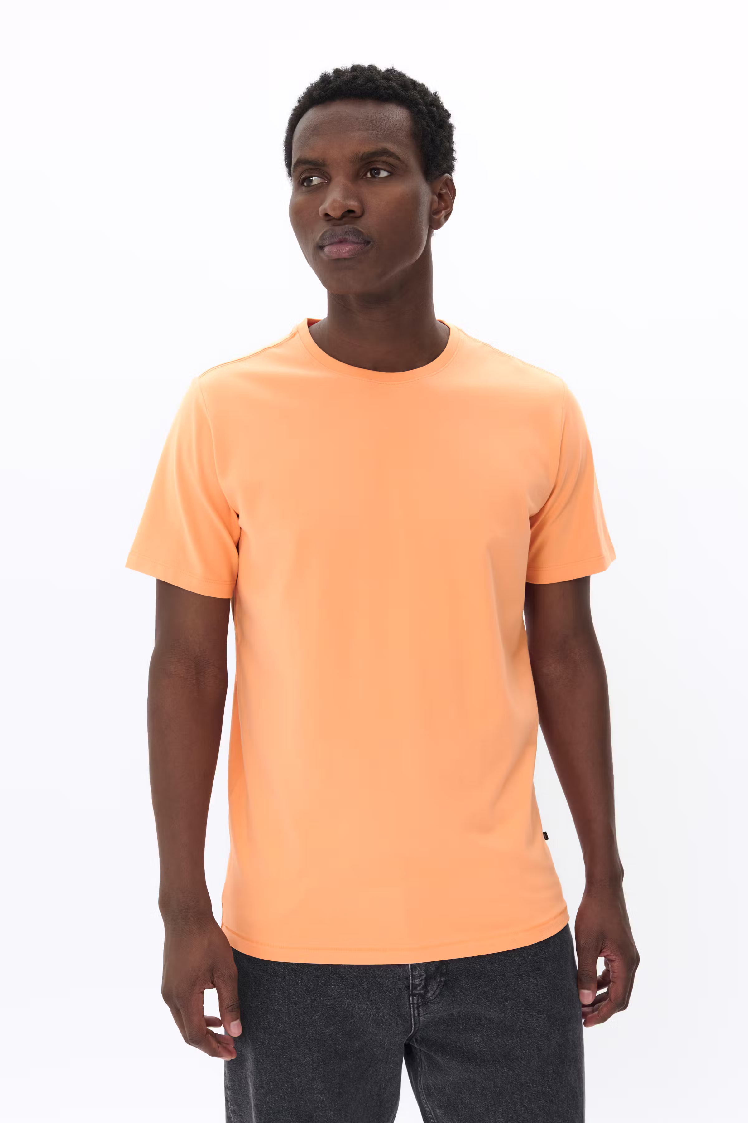 Jermalink T-shirt LOOKBOOK FRONT 30200604-151334