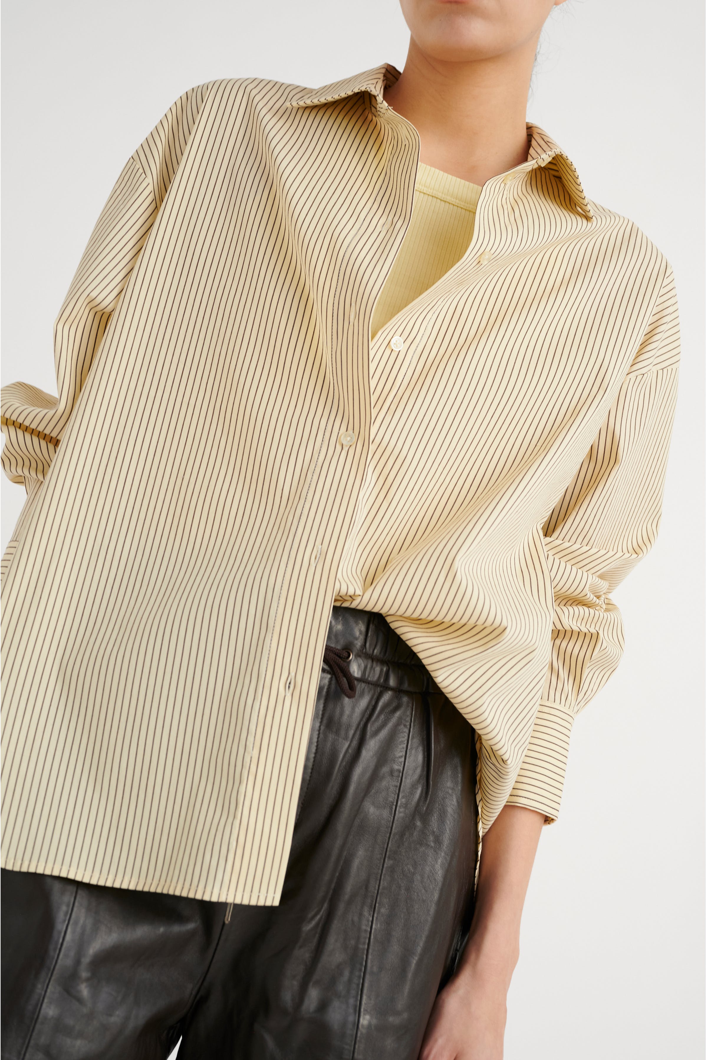 KiriniIW Hemd LOOKBOOK DETAIL 30107565-301559