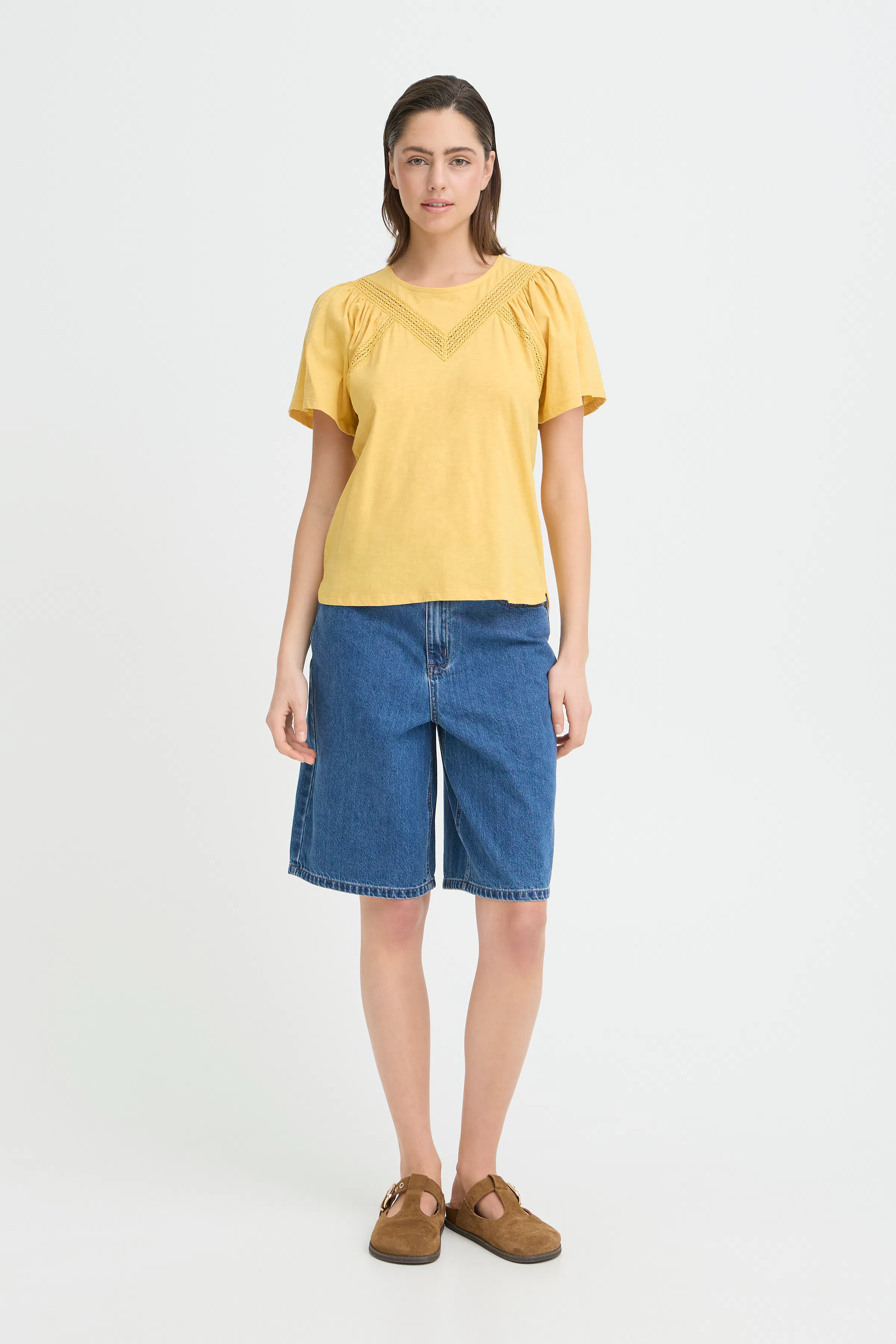 PZBIANCA T-shirt LOOKBOOK FRONT 50210412-141036