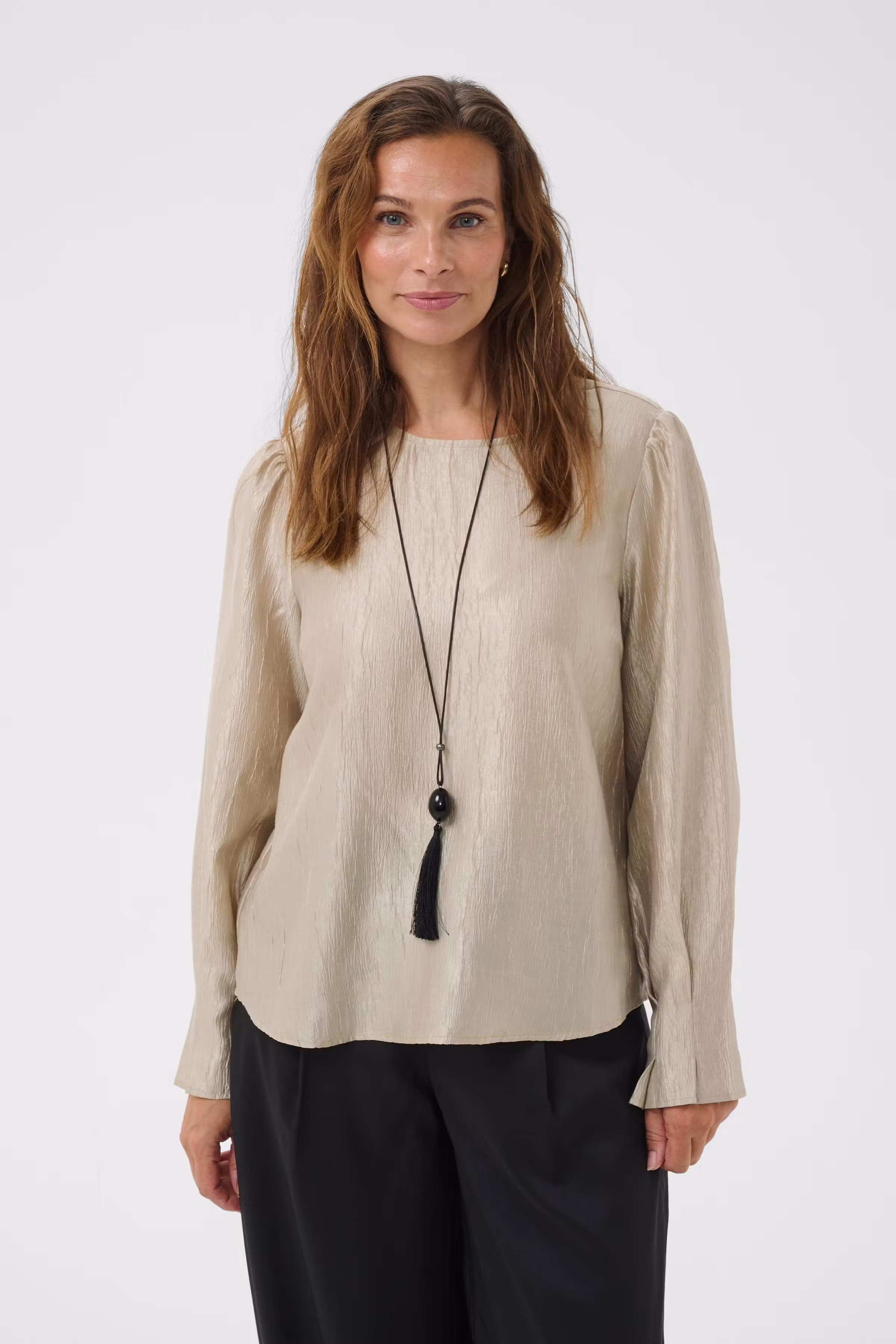 BPwinnie Blouse LOOKBOOK FRONT 40200241-151305