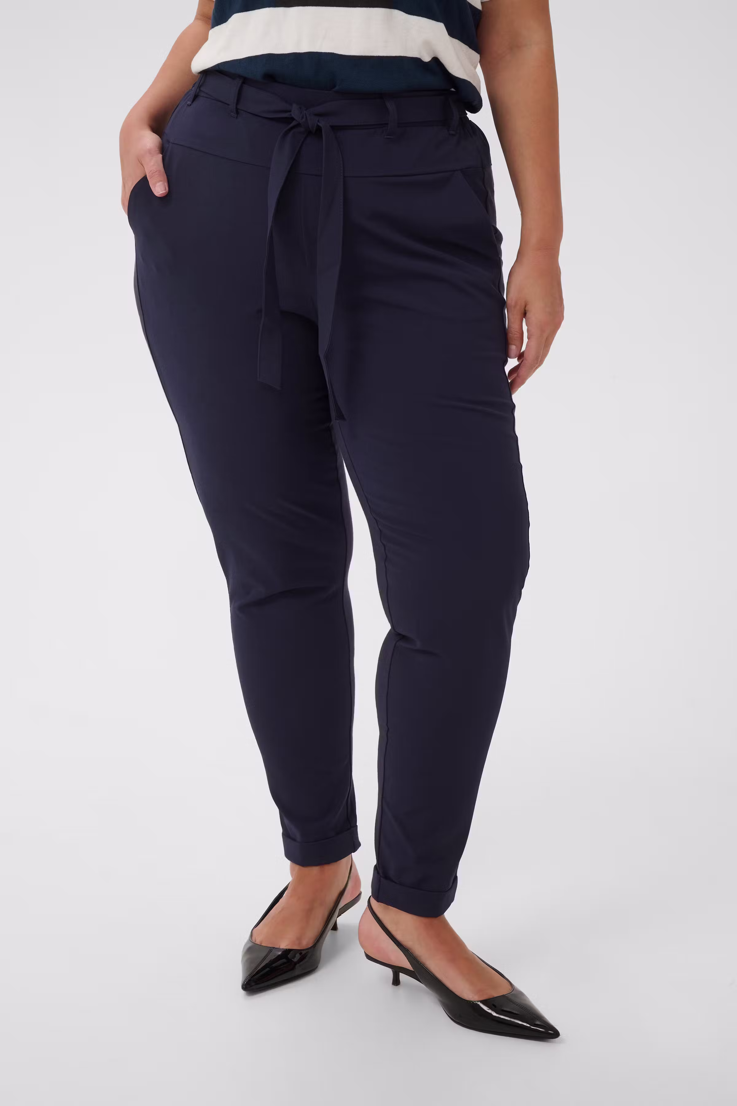 KCjia Bælte Bukser LOOKBOOK FRONT 10580008-52737
