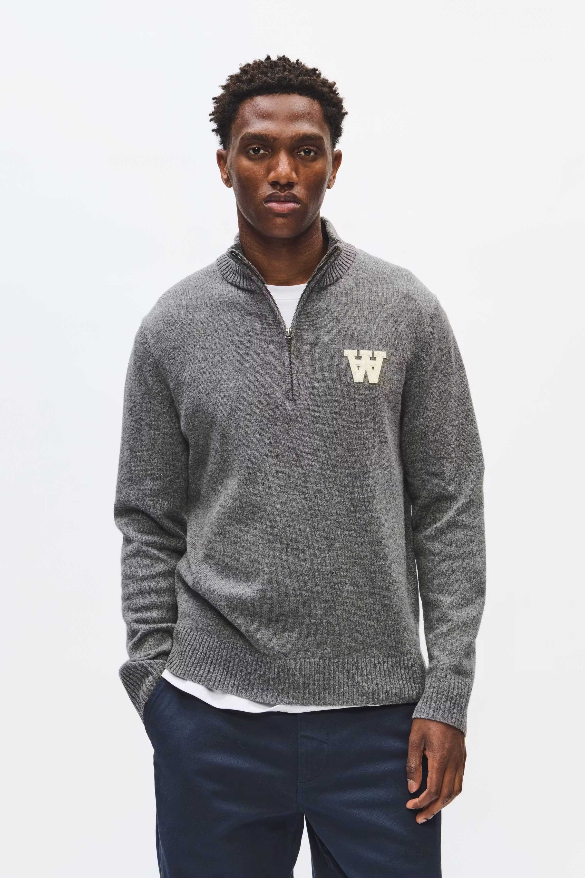 WWTay Sweatshirt LOOKBOOK FRONT 30251854-303736