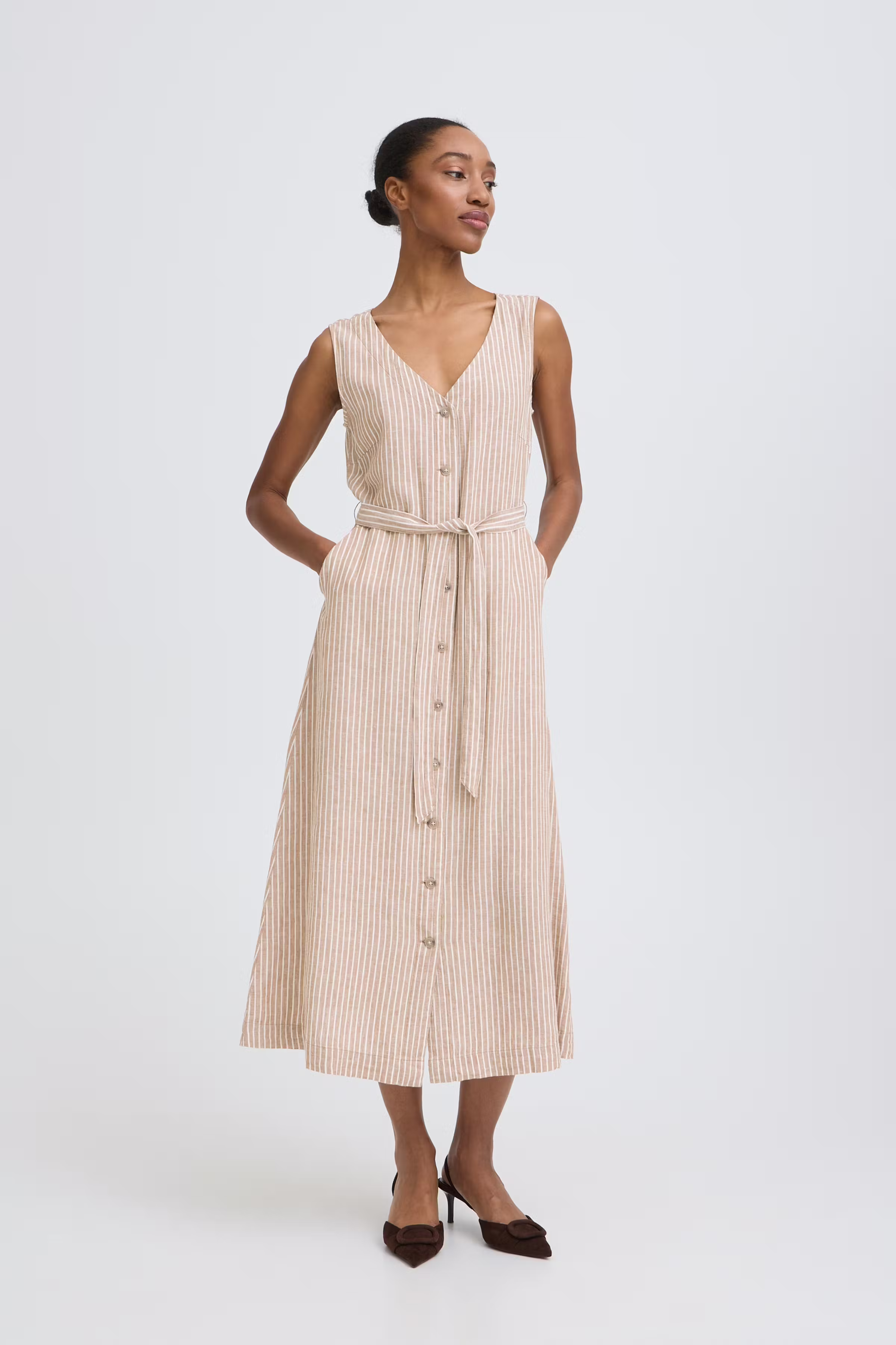 BYFALAKKA Kleid LOOKBOOK FRONT 20818826-900006870