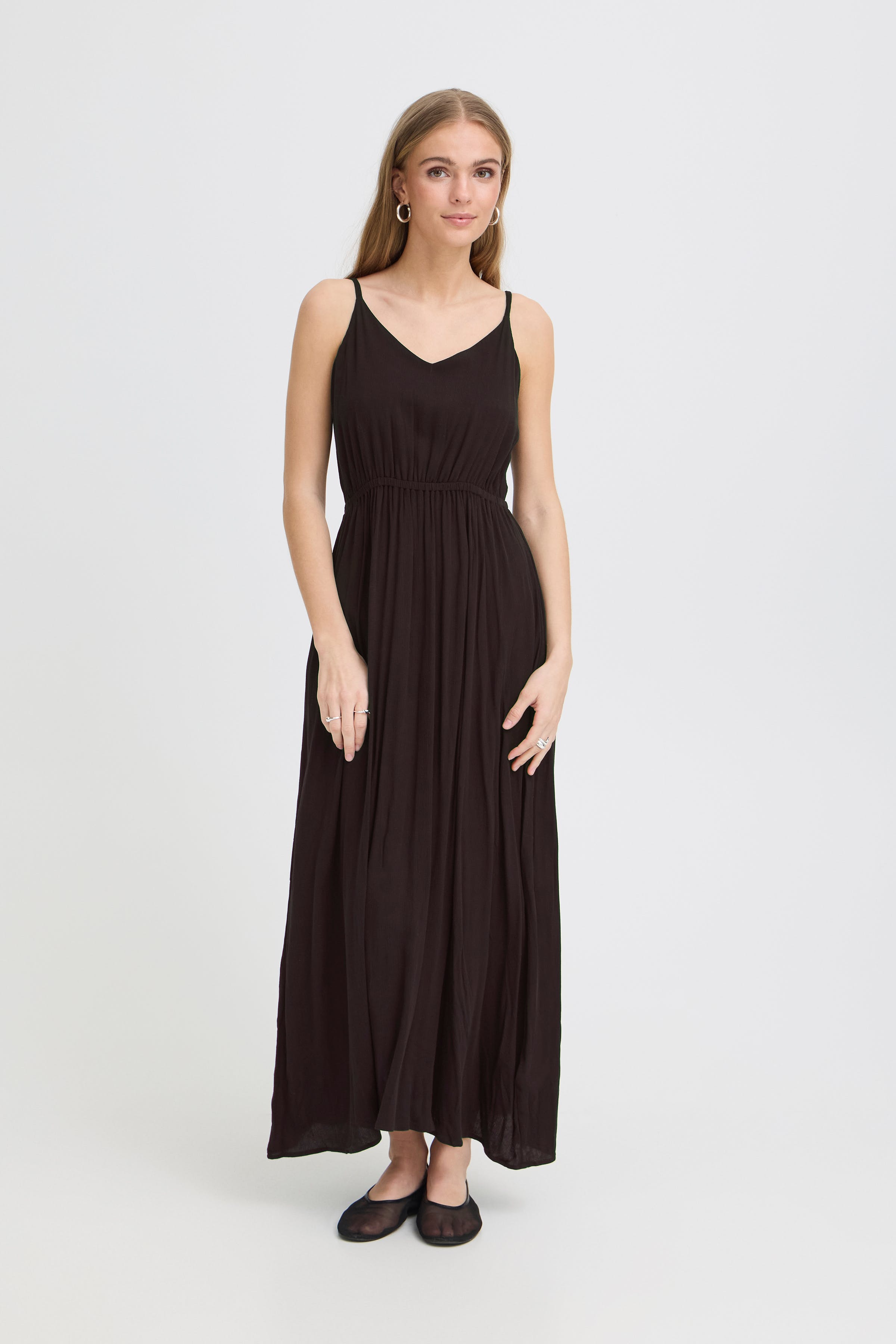 Kjole LOOKBOOK FRONT 20122962-194008