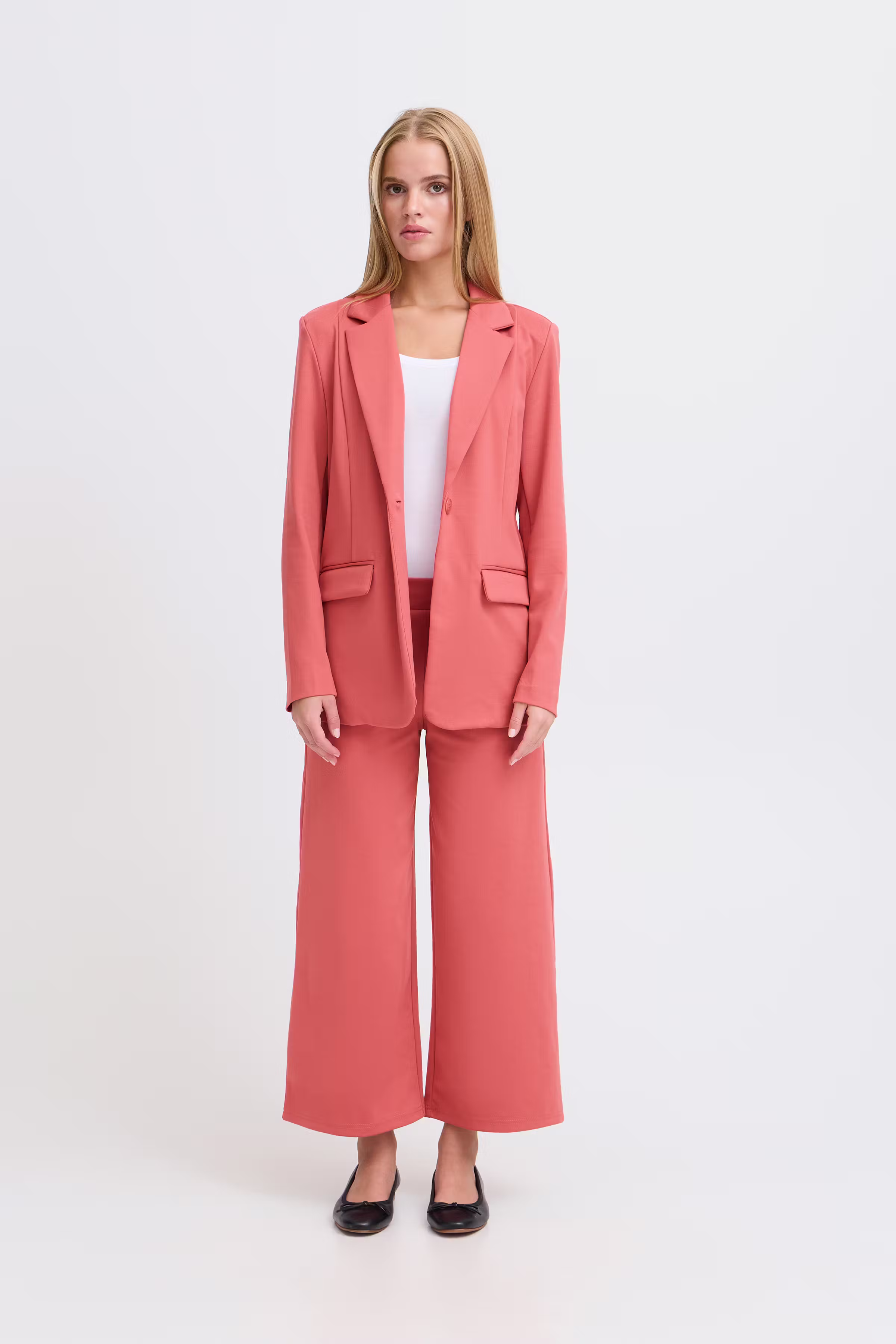 IHKATE LONG Blazer LOOKBOOK FRONT 20121368-171633