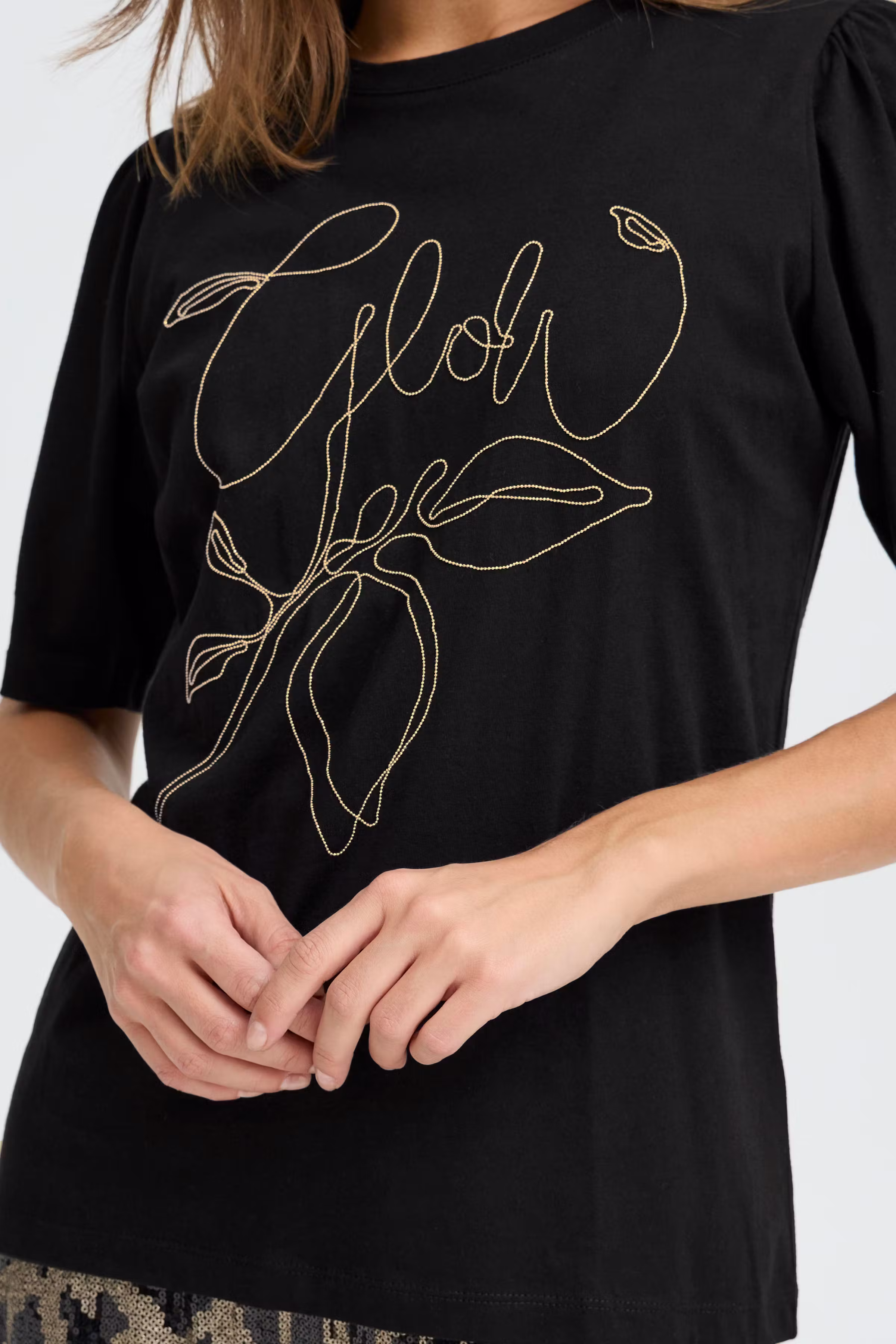 PZJULIETTE T-shirt LOOKBOOK DETAIL 50210145-193911