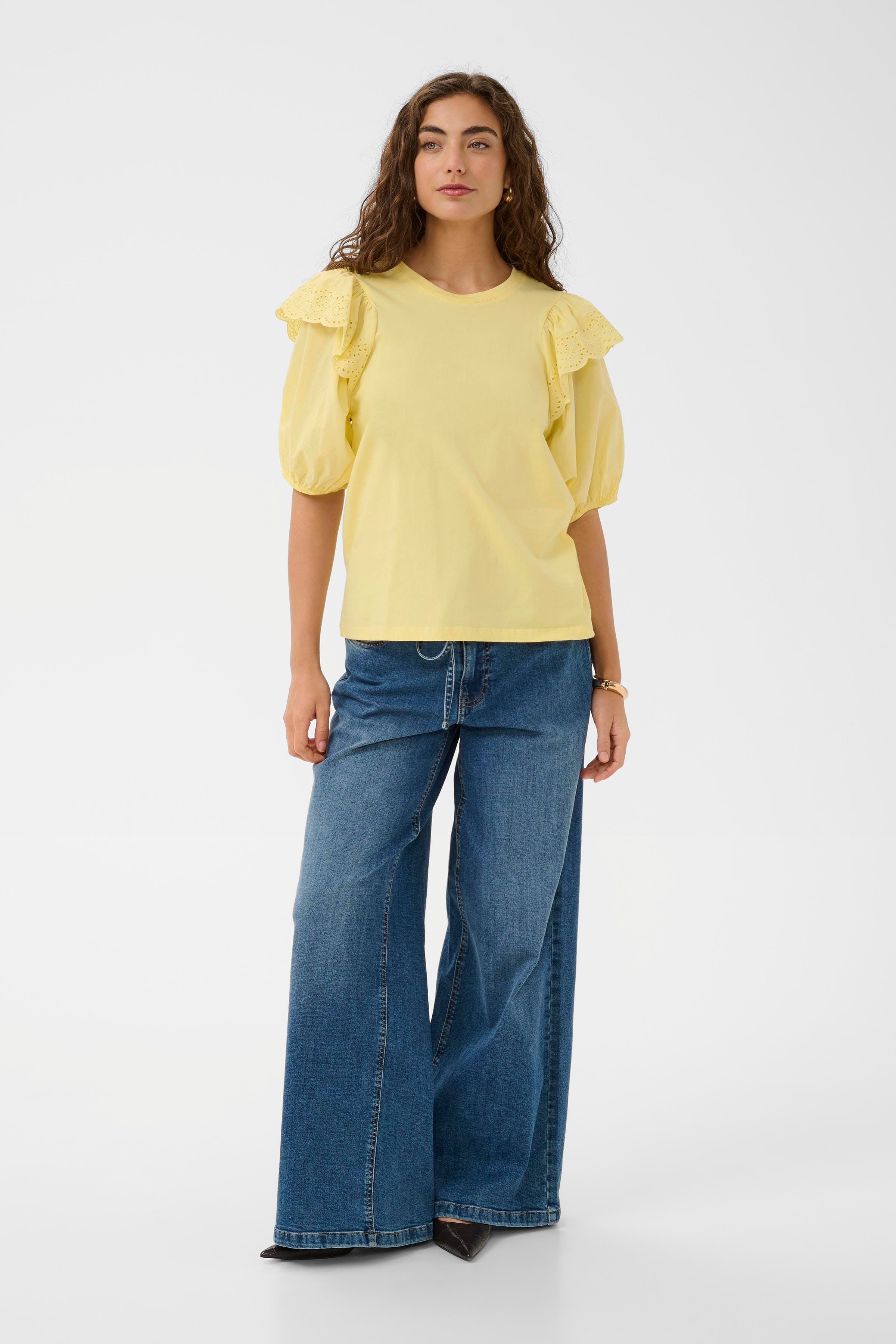 CUpanina T-shirt with embroidery LOOKBOOK FRONT 50112711-120711