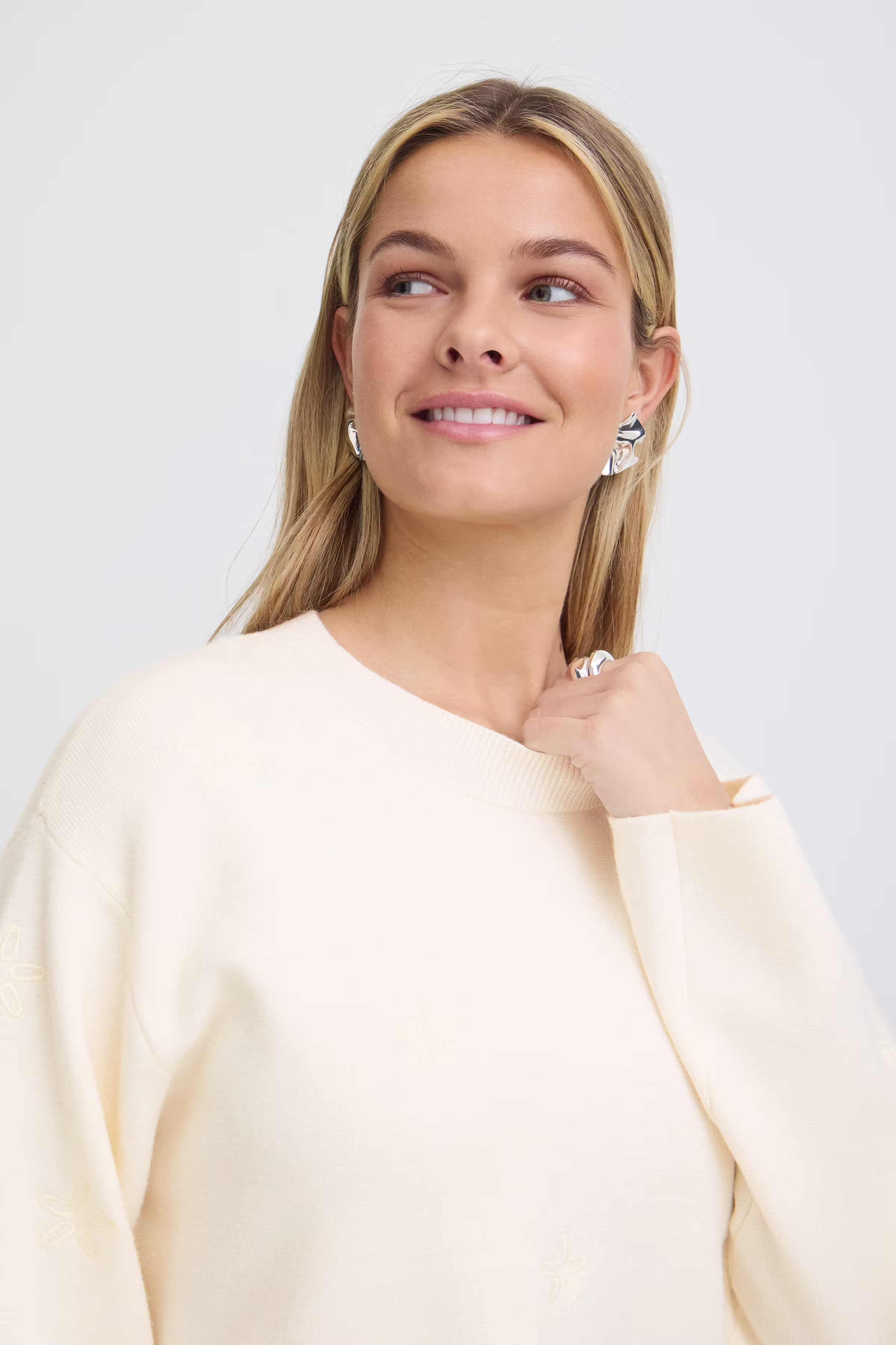 FRVERA Pullover LOOKBOOK DETAIL 20617999-110701
