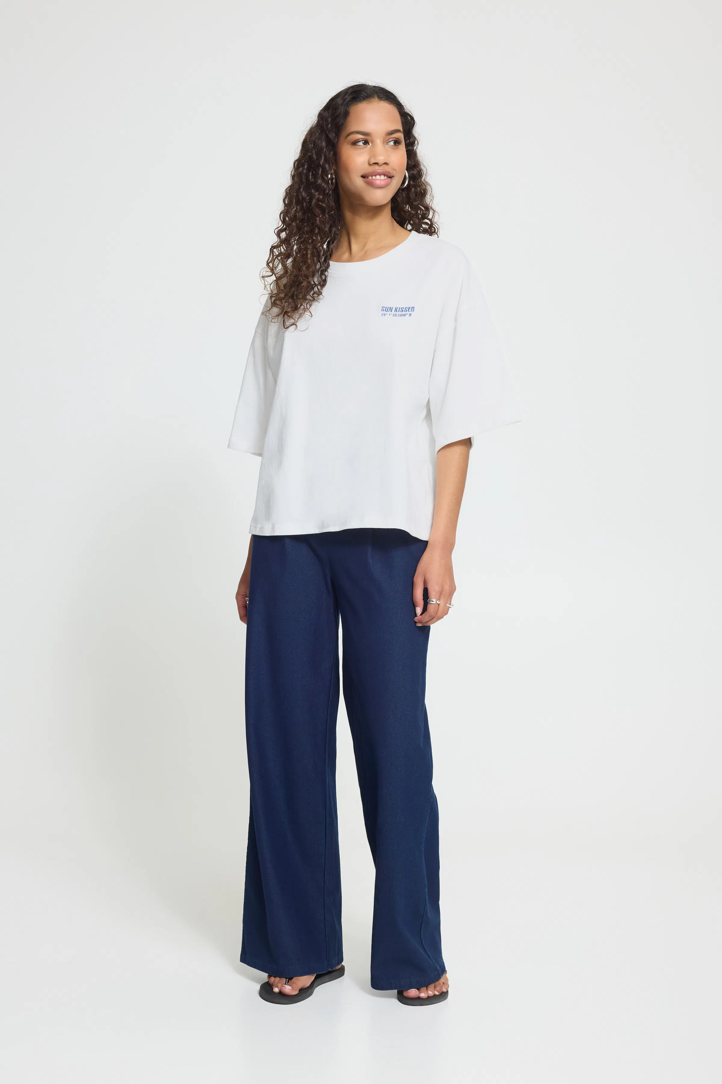 IHNICA T-shirt LOOKBOOK FRONT 20125857-900013246