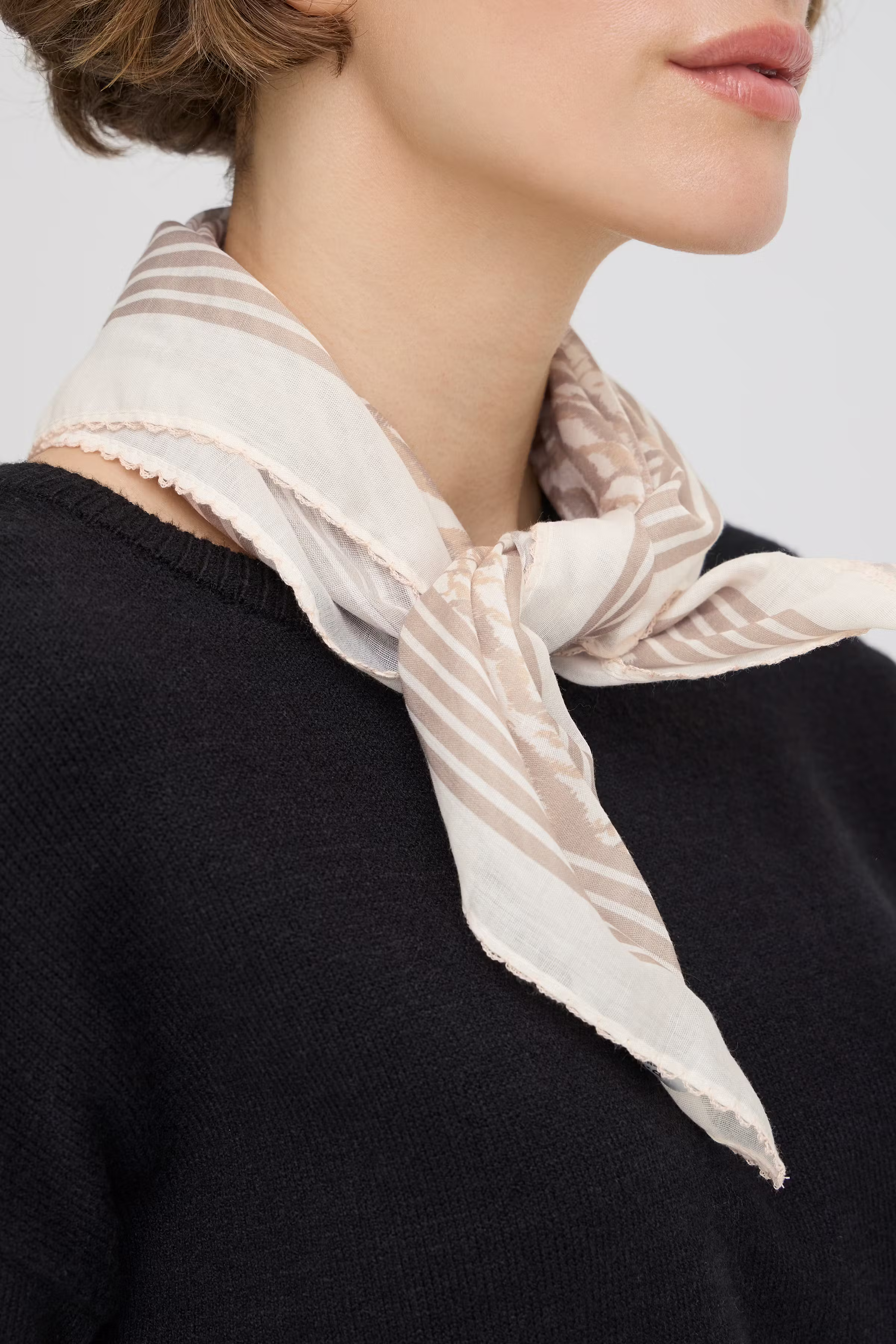 BYVANILLE Scarf LOOKBOOK FRONT 20818870-900006587