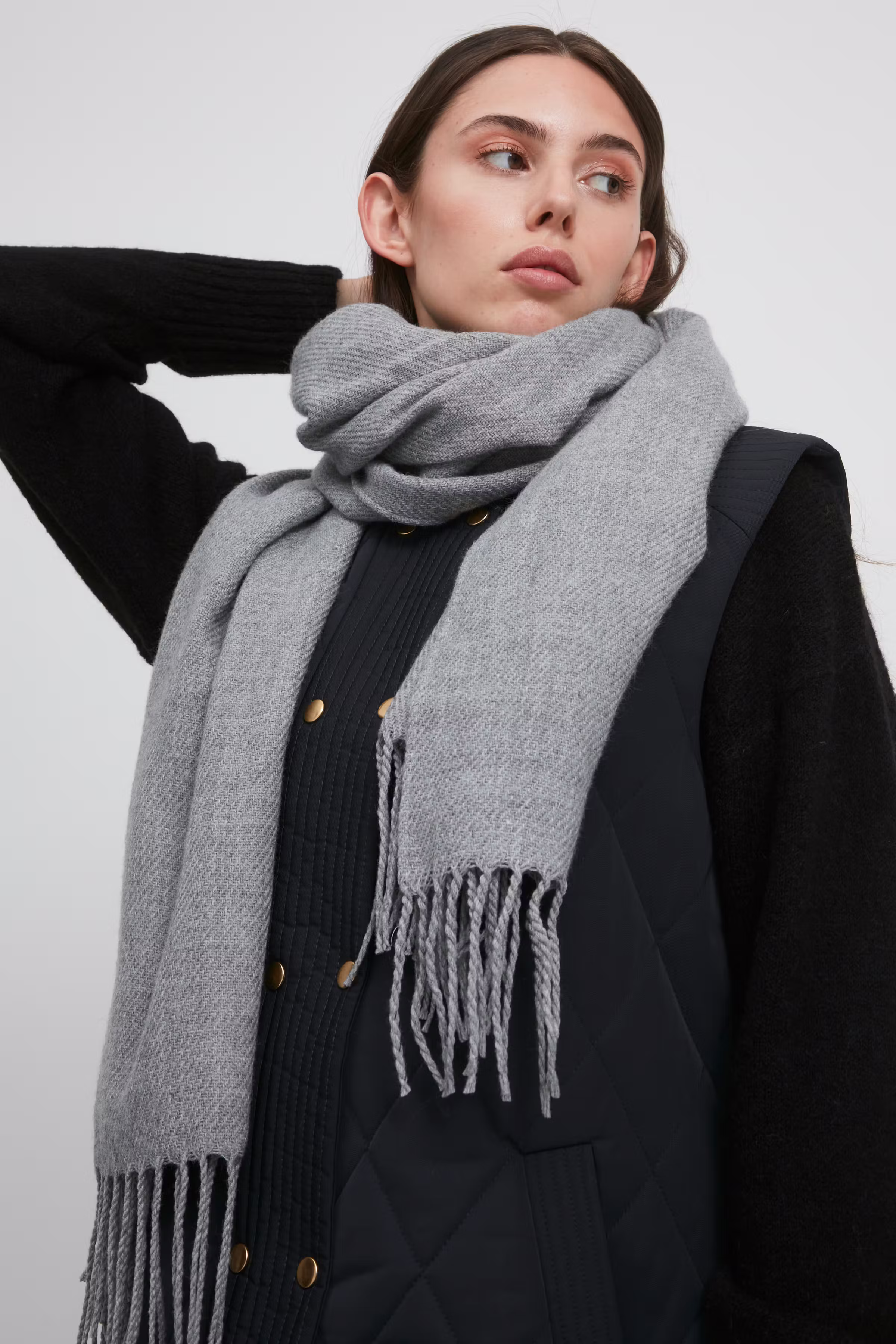 IA VARINA Sjaal LOOKBOOK DETAIL 20100968-200421