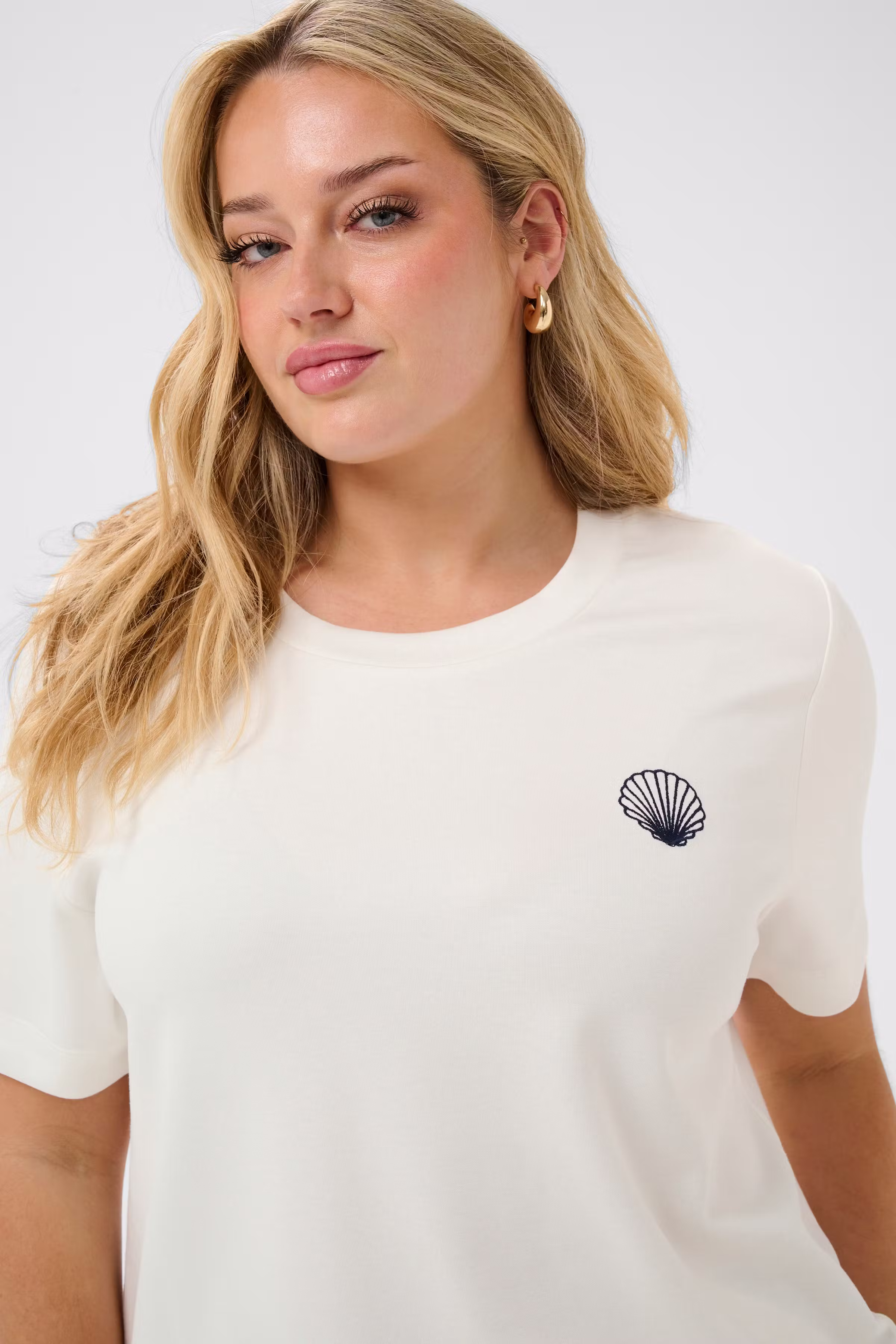 KCannia T-shirt LOOKBOOK DETAIL 10584207-110602