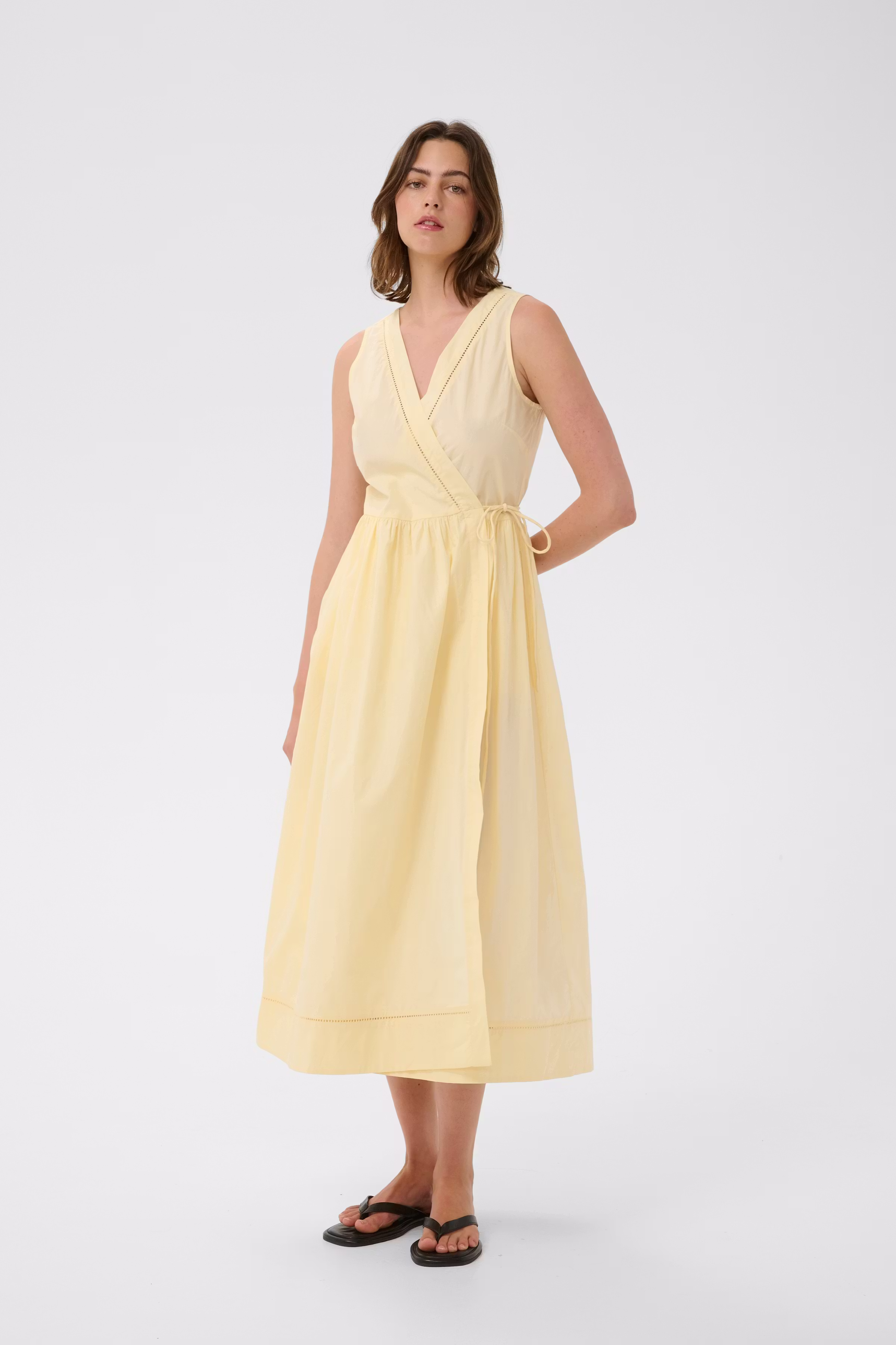 DaffodilIW Kleid LOOKBOOK FRONT 30111263-110619