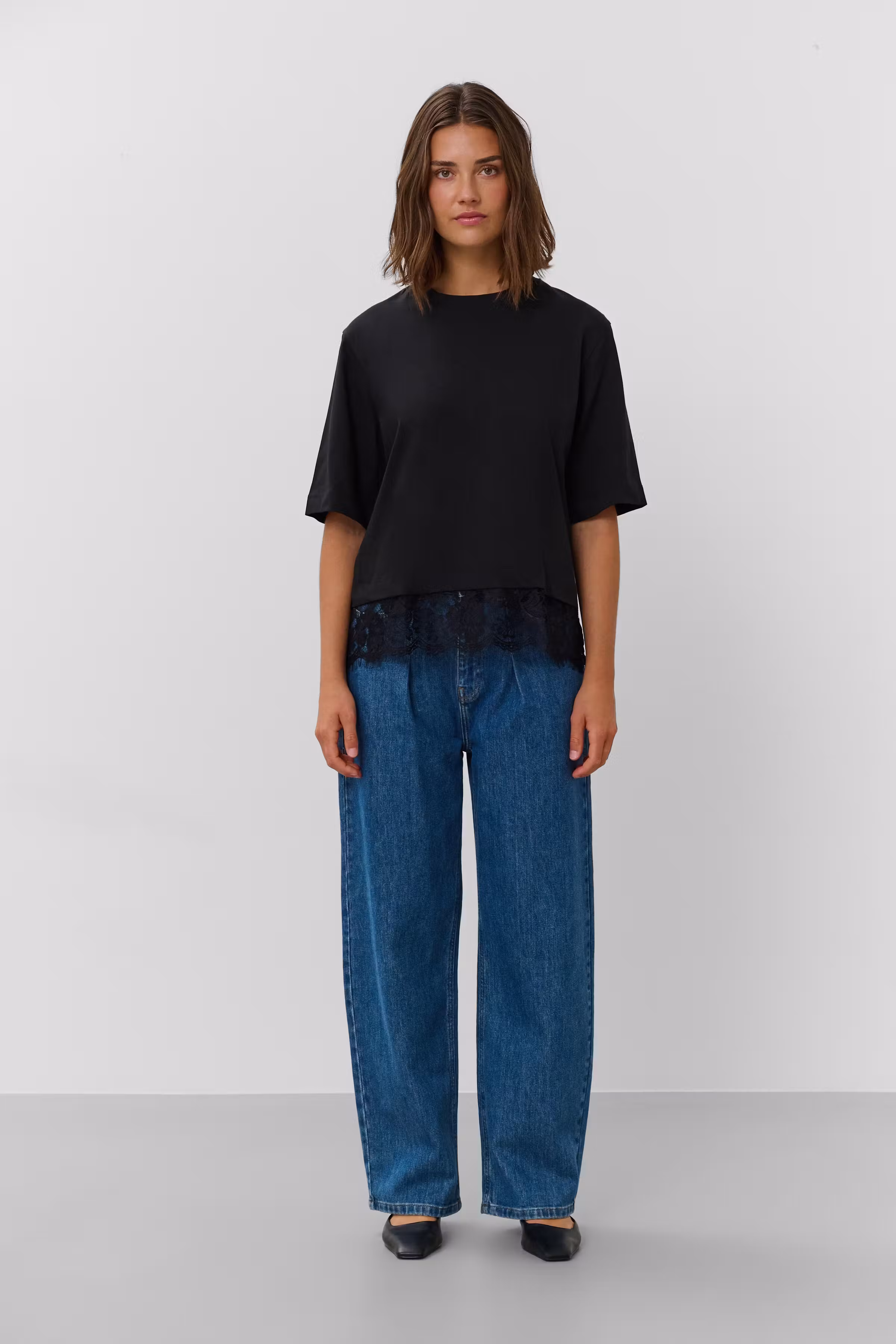 SLJina T-shirt LOOKBOOK FRONT 30410188-194008