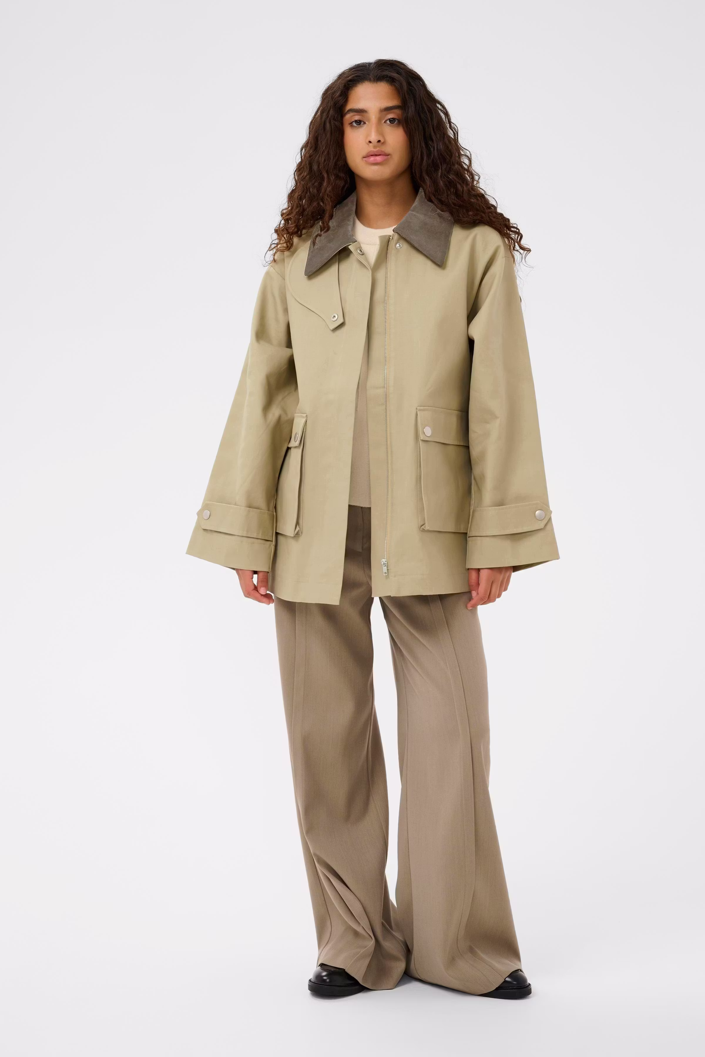 SLJennah Trenchcoat LOOKBOOK FRONT 30407854-171109