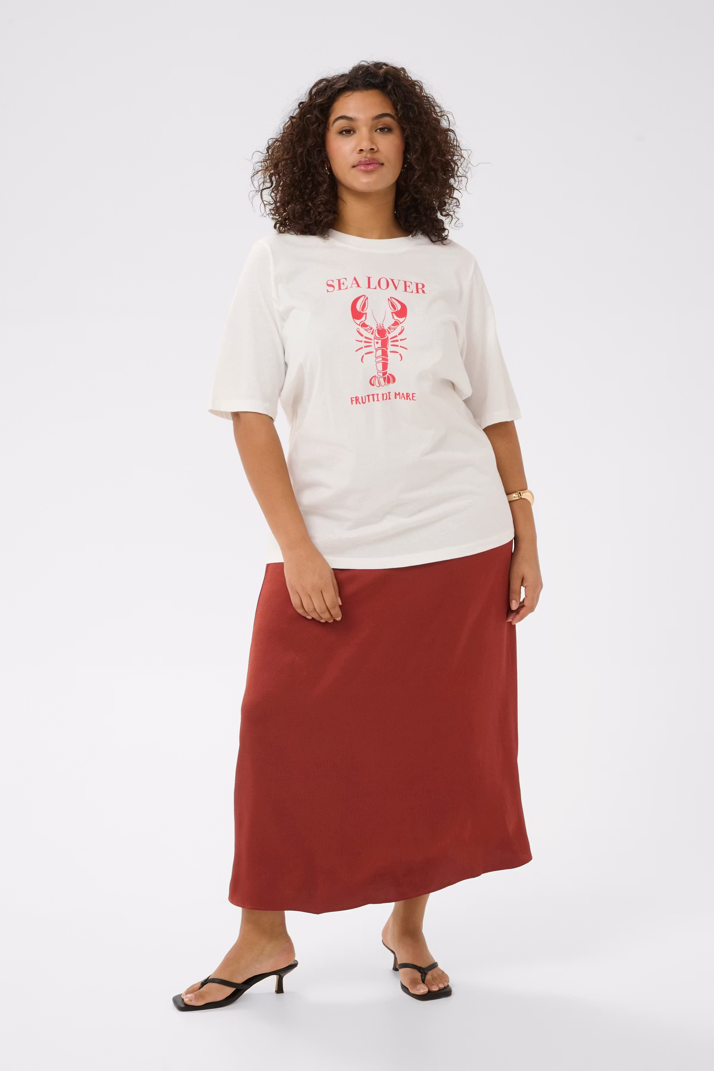 KCalana T-shirt LOOKBOOK FRONT 10584109-110602