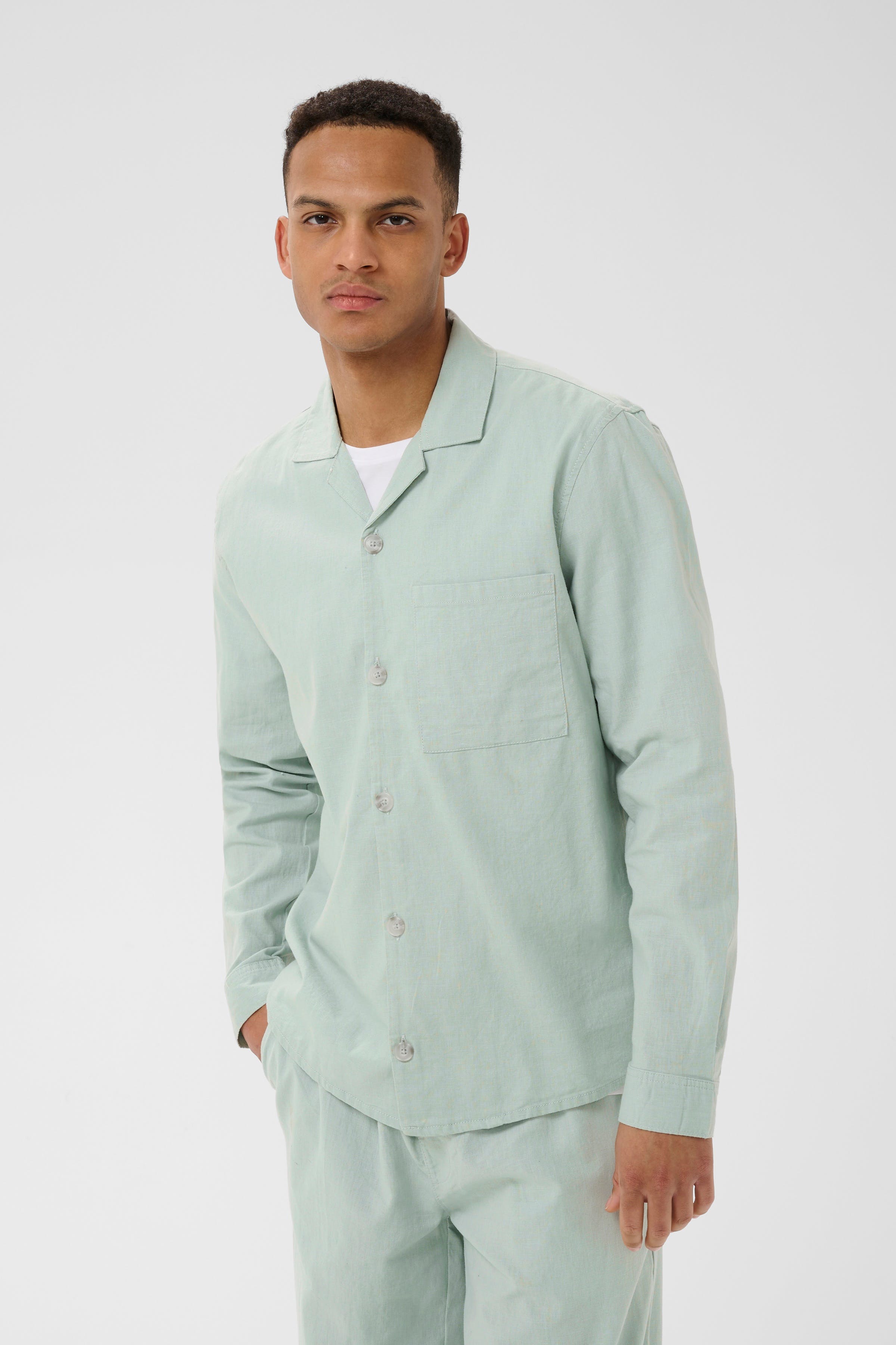 MAbarto linen shirt LOOKBOOK FRONT 30207435-155205