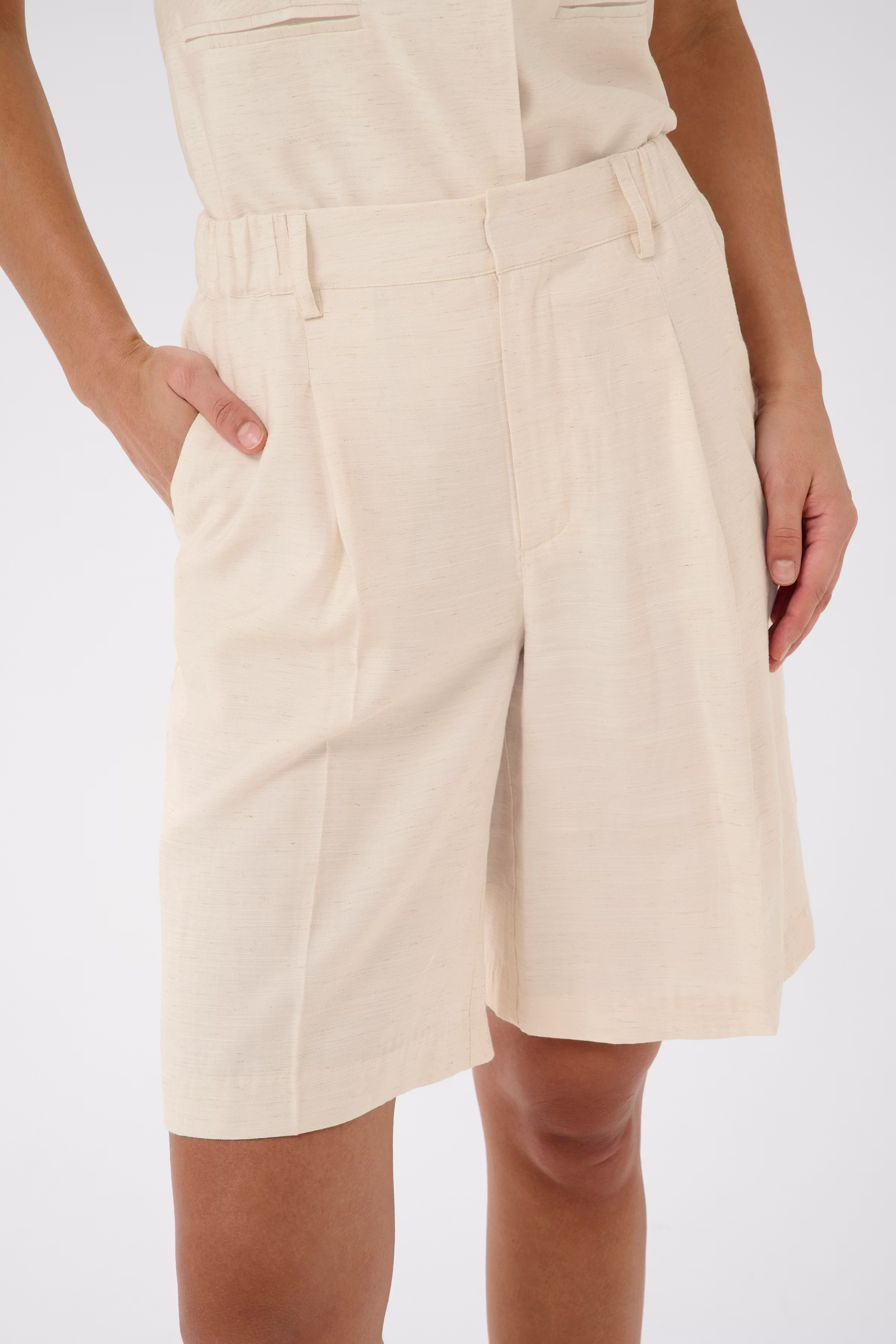 KAannetta Shorts LOOKBOOK DETAIL 10511639-1513051