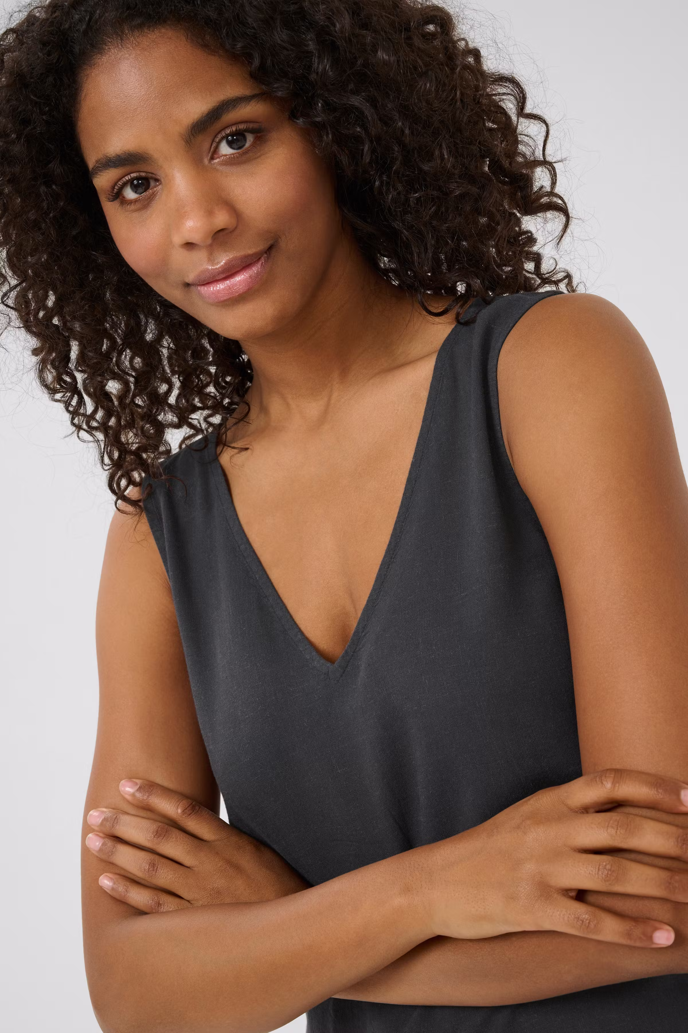 KAmilia Linnen Top LOOKBOOK DETAIL 10508426-190205